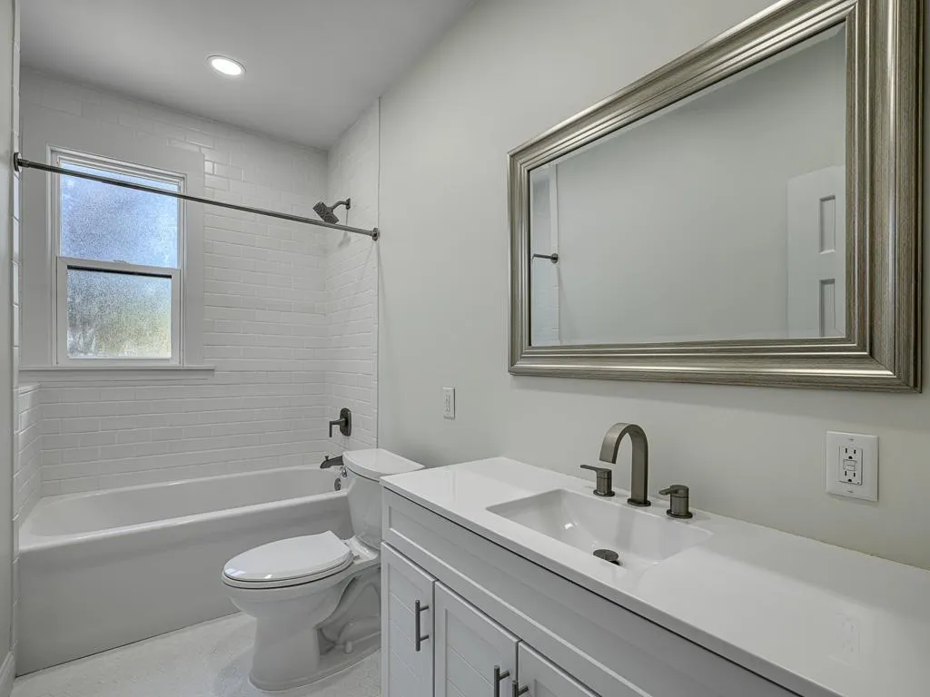 Photo 11 of 203 Chatsworth S Street