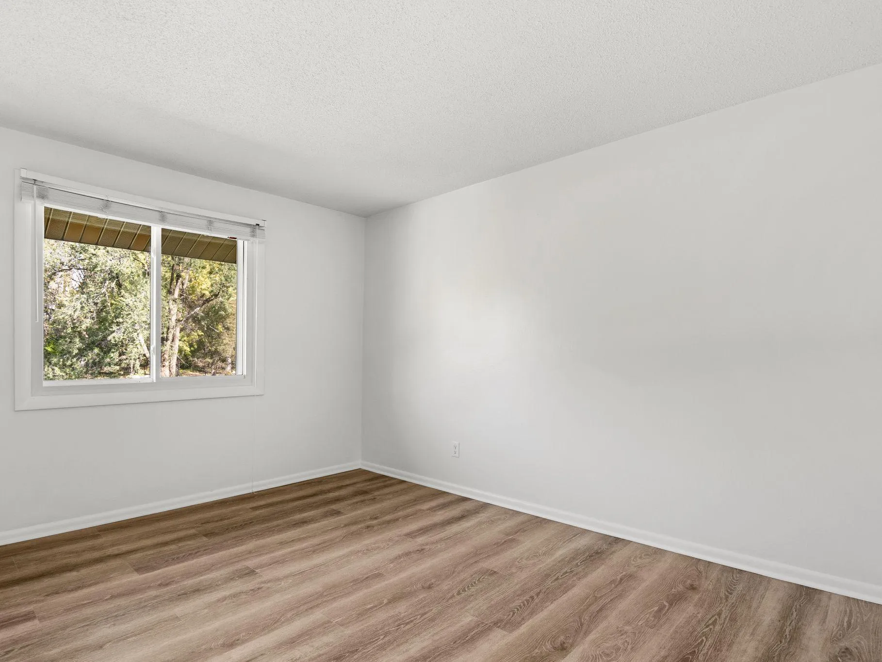 Photo 17 of 6567 133rd W Street