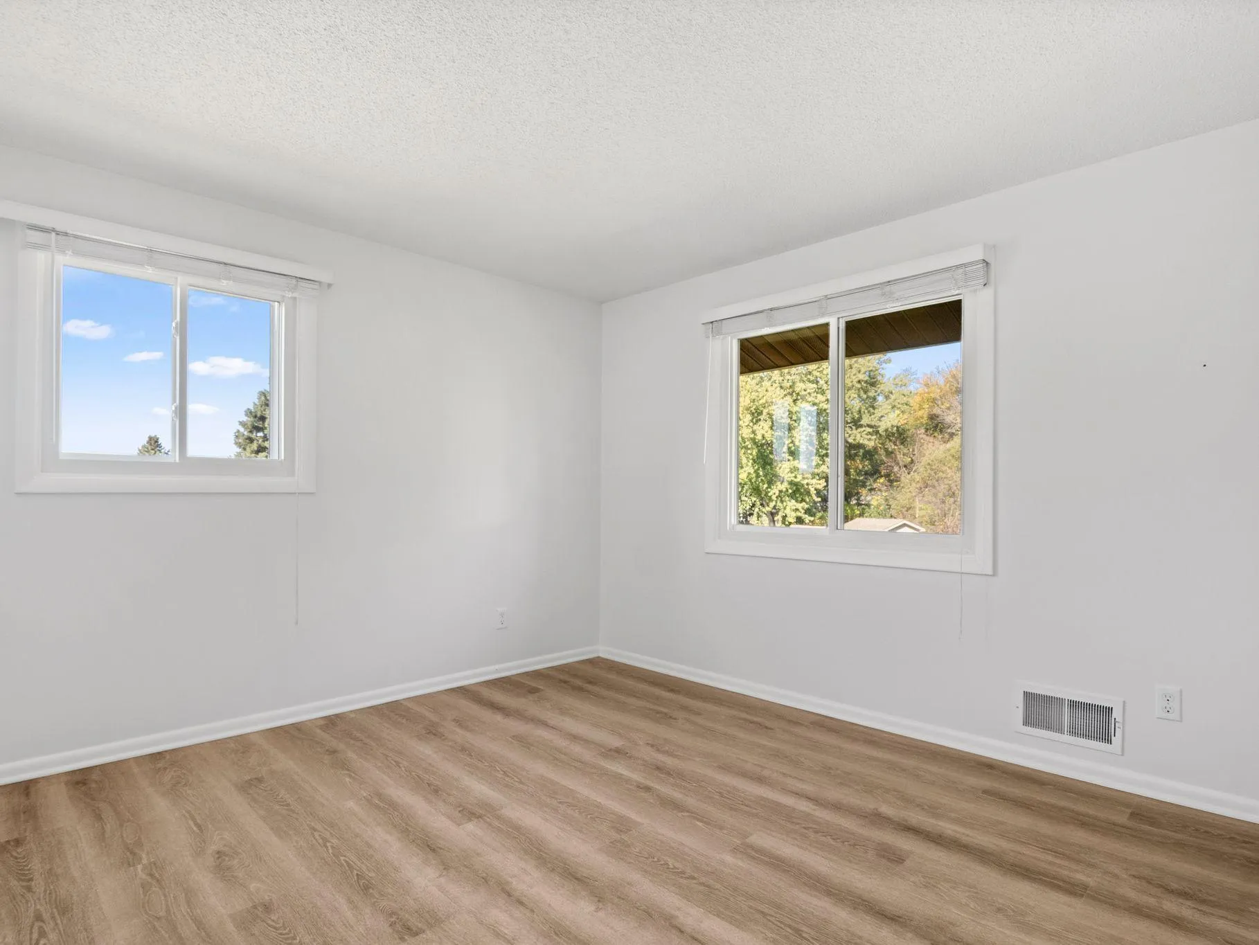 Photo 18 of 6567 133rd W Street