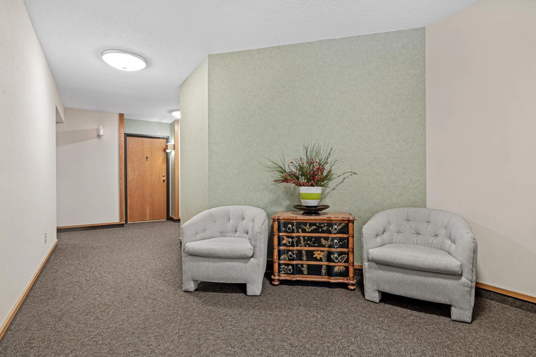 Photo 5 of 8025 Xerxes S Avenue Unit 216