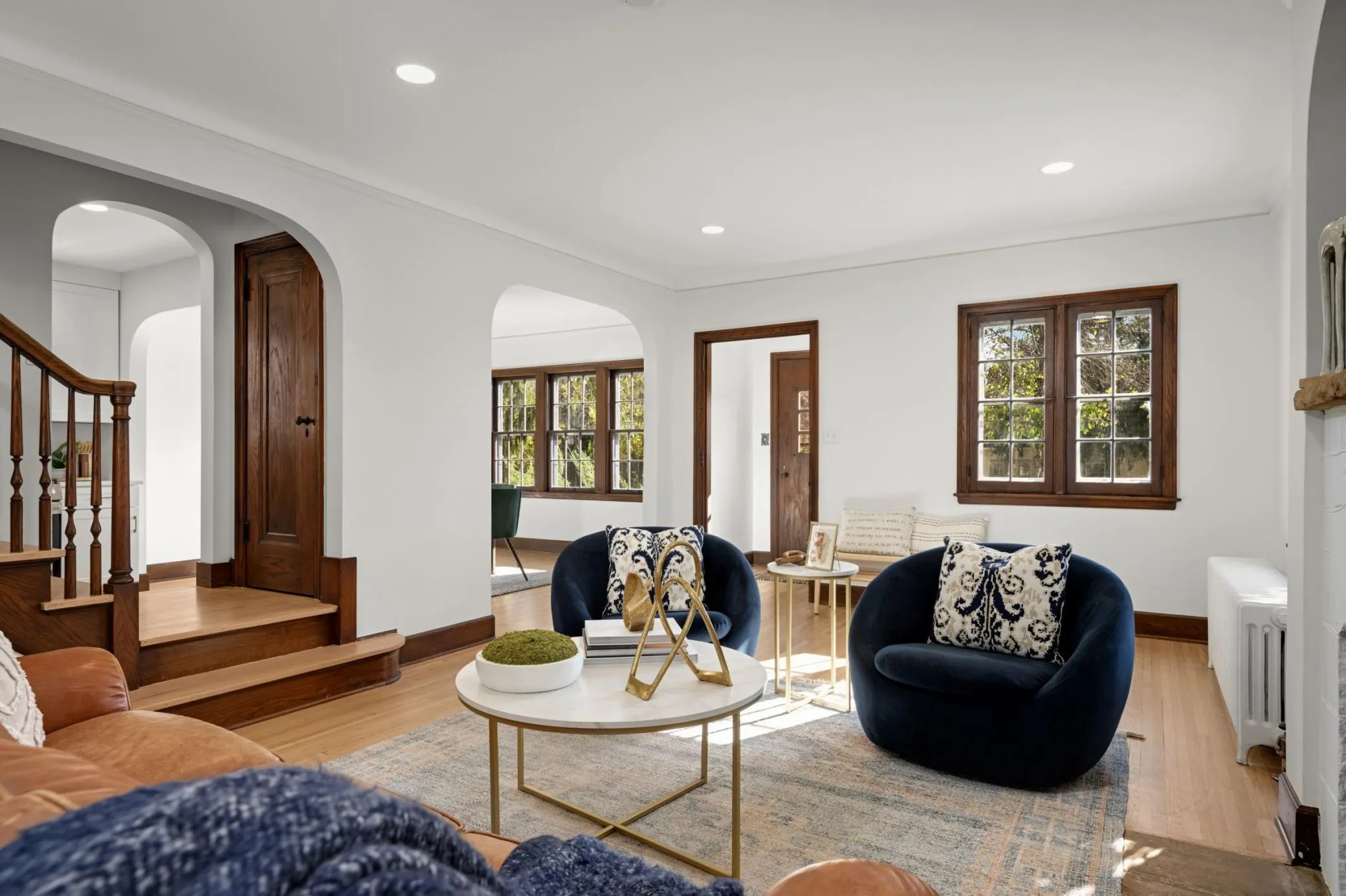 Photo 9 of 2406 W 54th Street