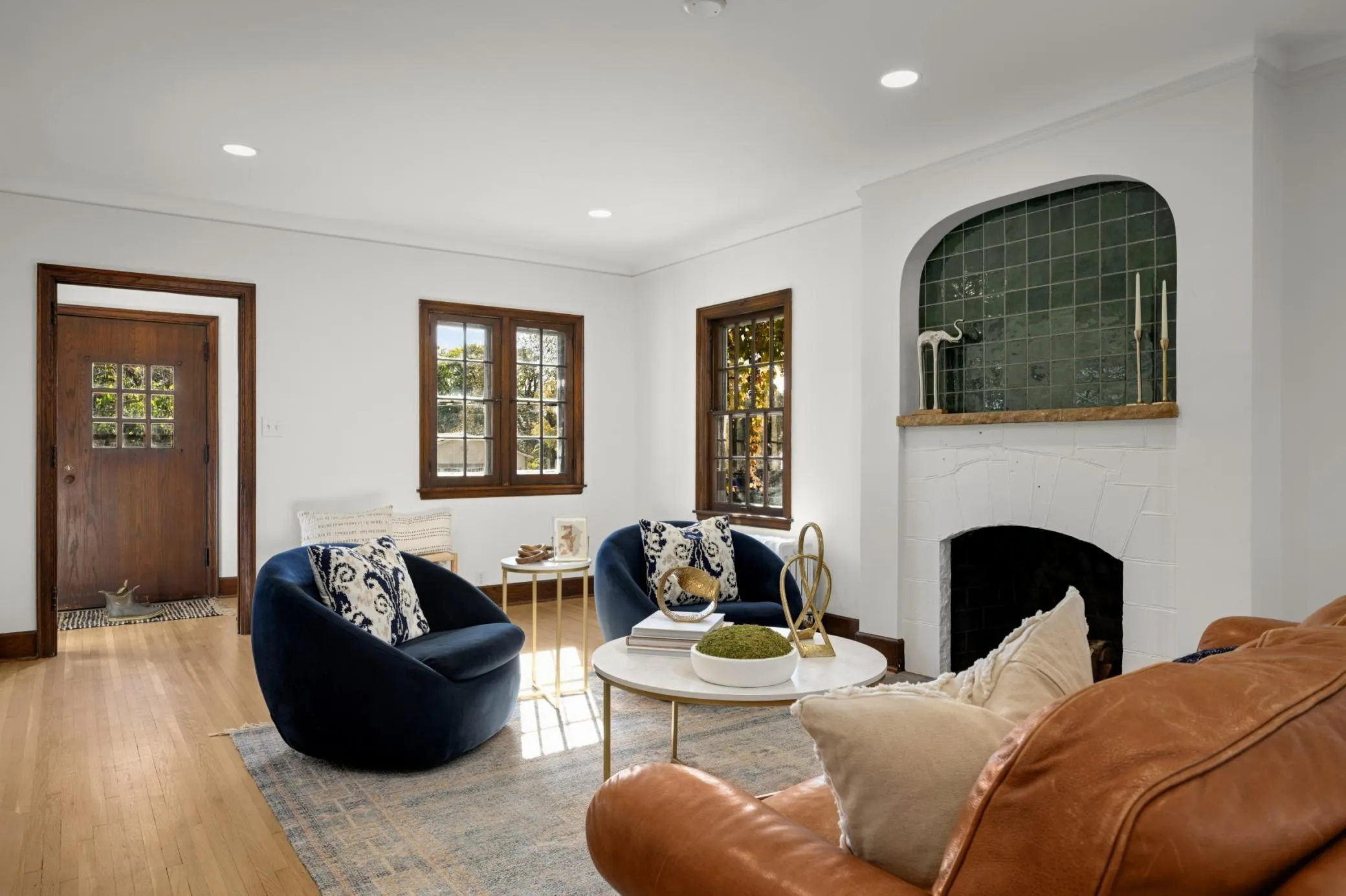 Photo 7 of 2406 W 54th Street