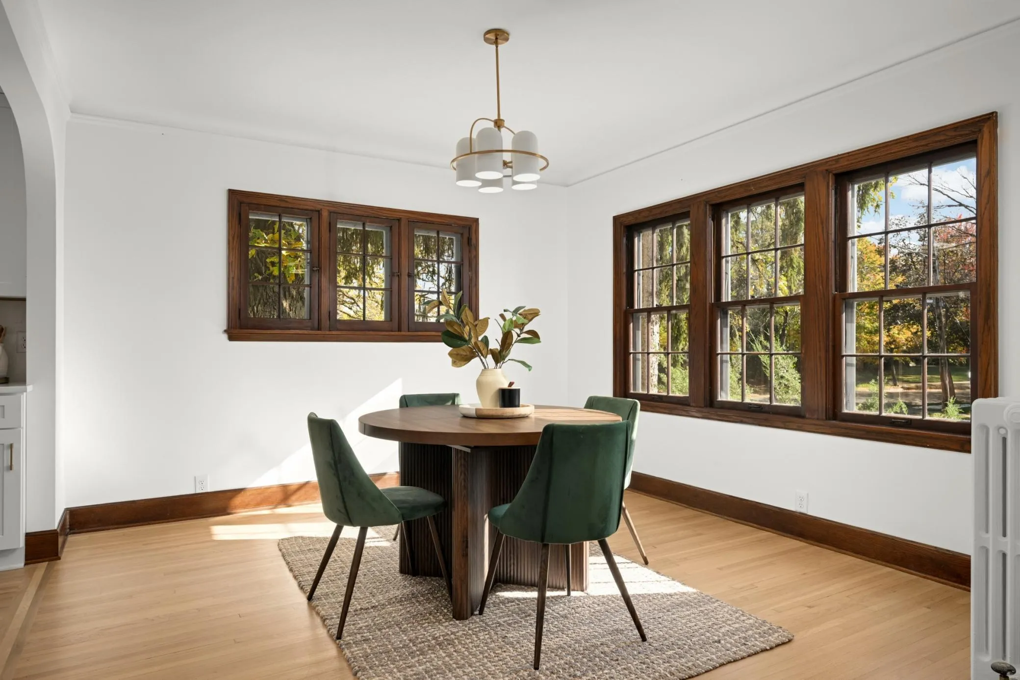 Photo 10 of 2406 W 54th Street