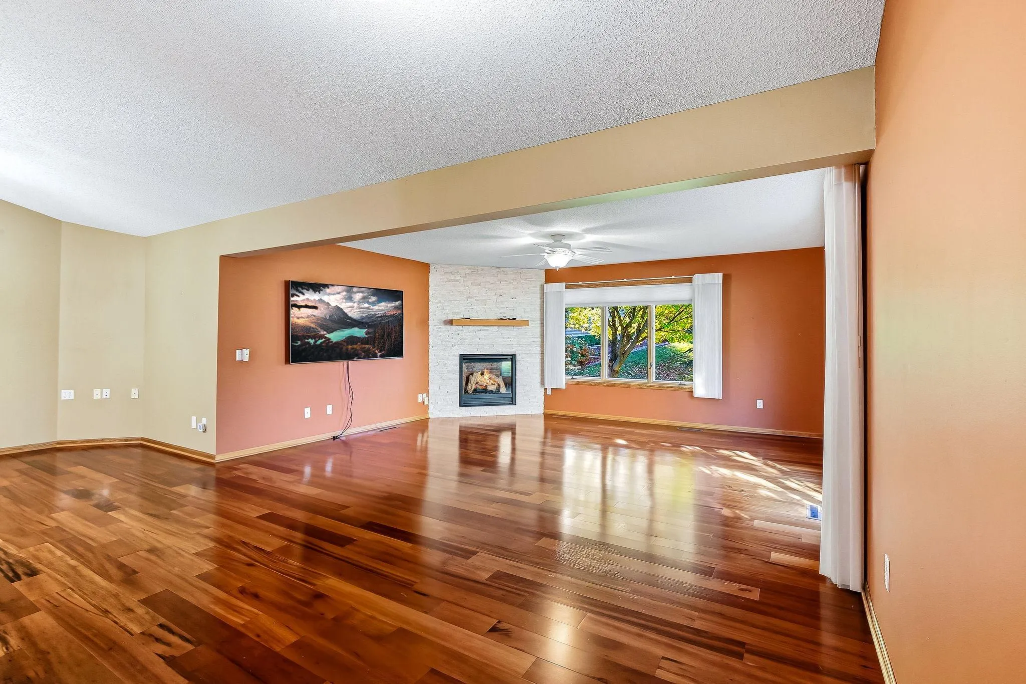 Photo 13 of 1508 Carleton Drive