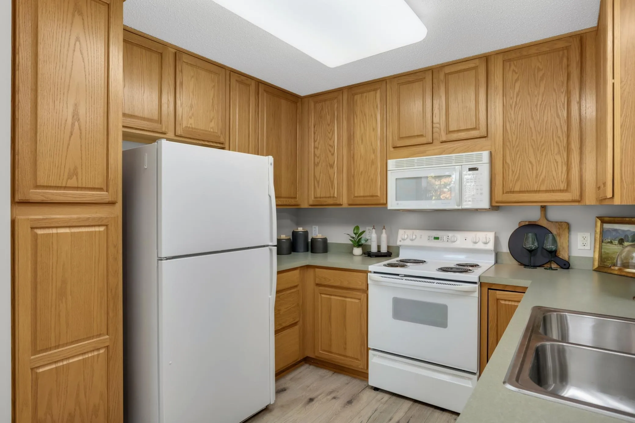 Photo 6 of 18519 Orchard Trail