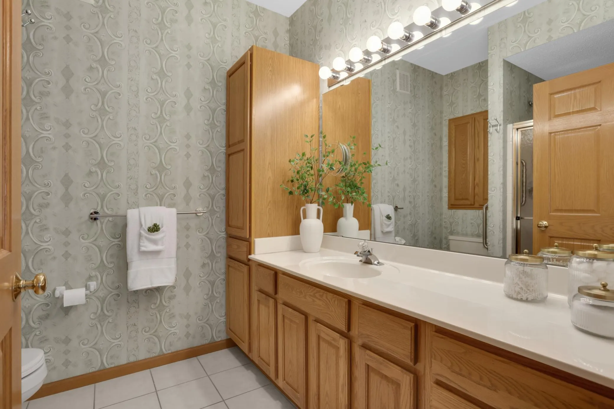 Photo 11 of 18519 Orchard Trail