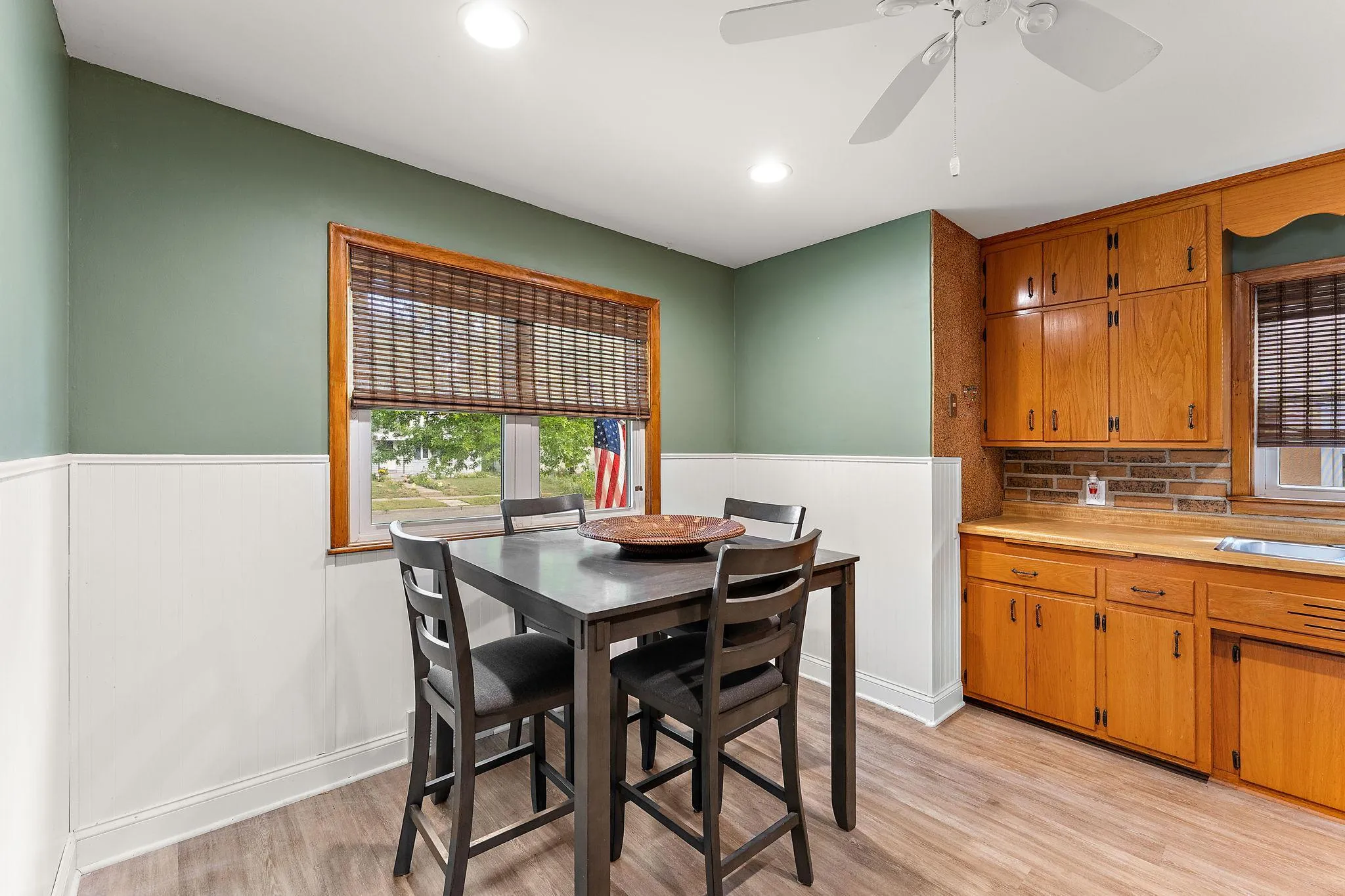 Photo 7 of 828 3rd S Avenue