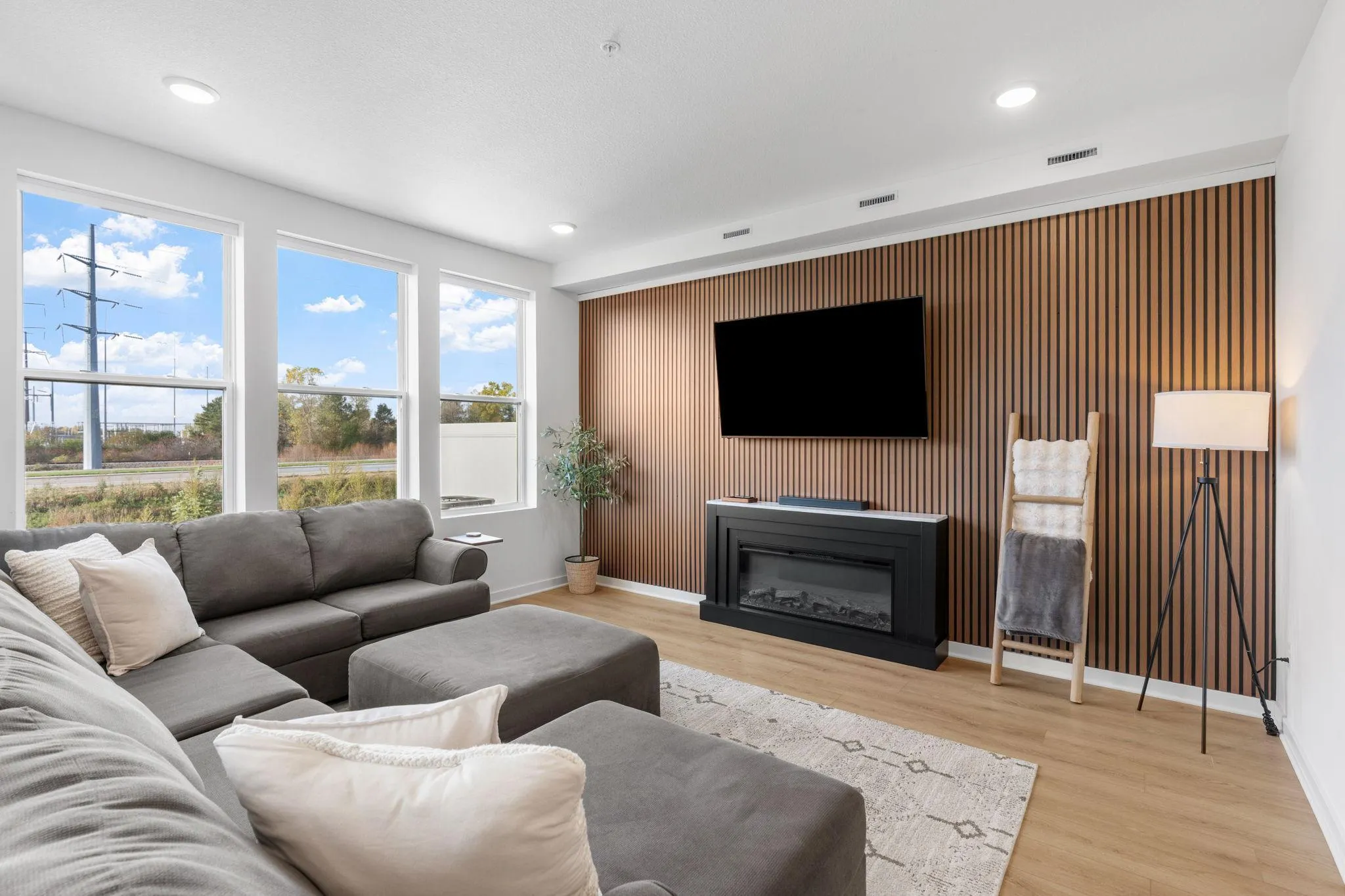Photo 15 of 14317 103rd N Place