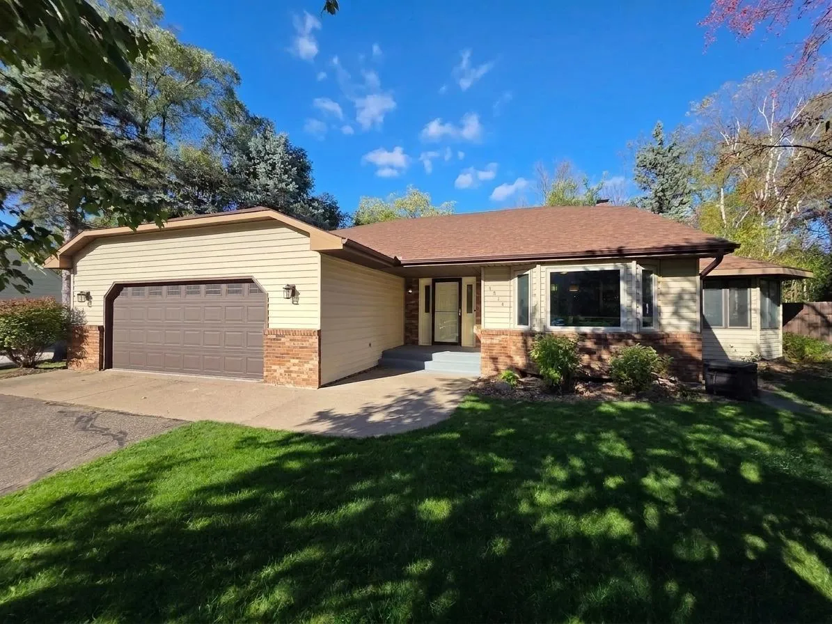1814 Twin Circle Drive