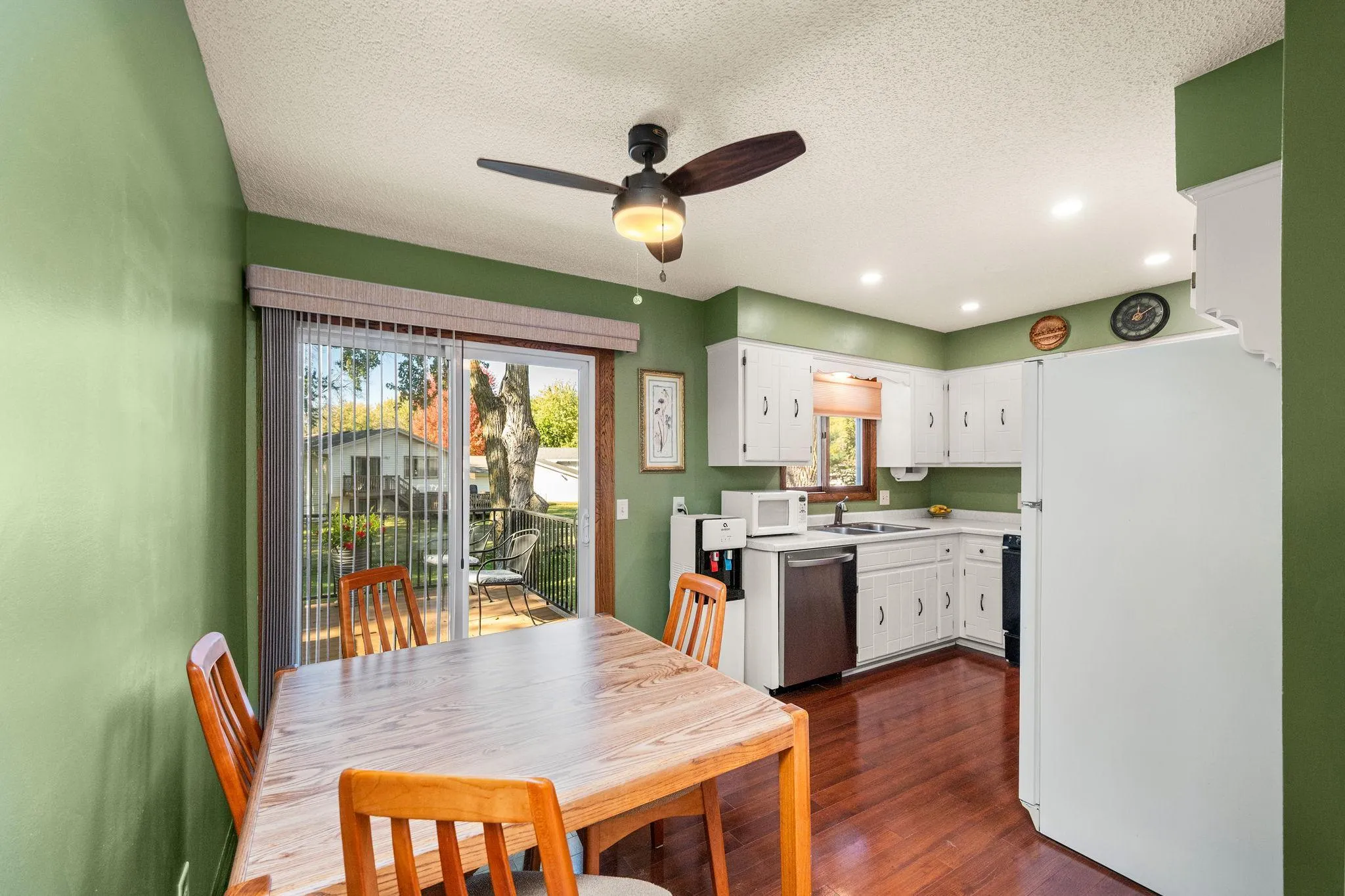 Photo 10 of 7501 James N Avenue
