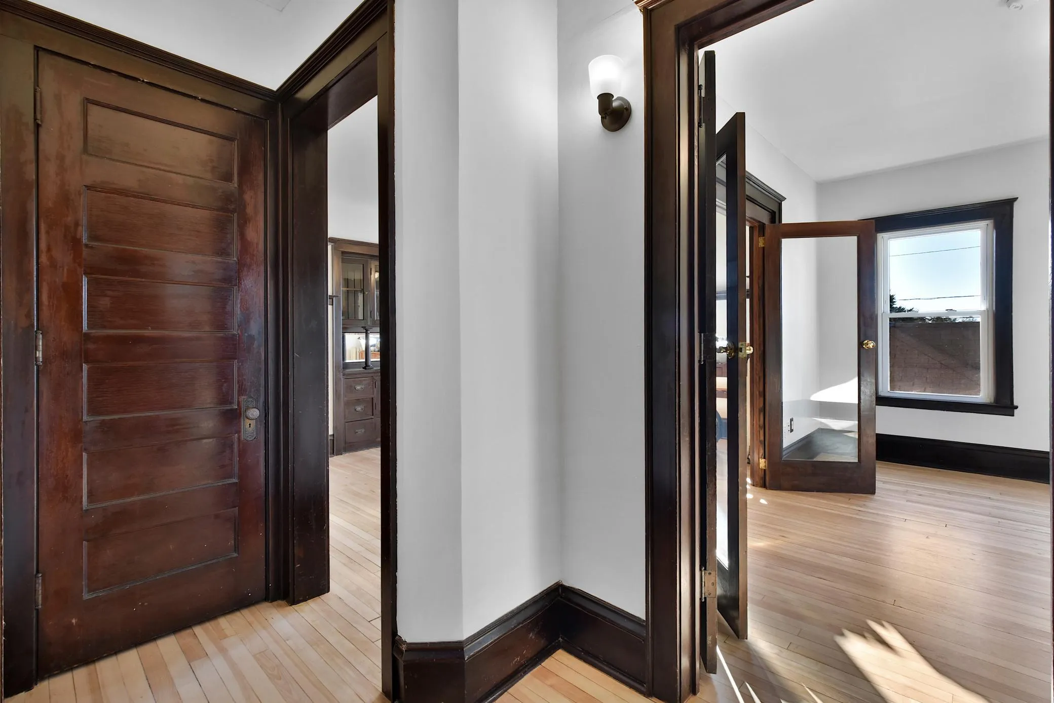 Photo 5 of 343 E 19th Street Unit 6b