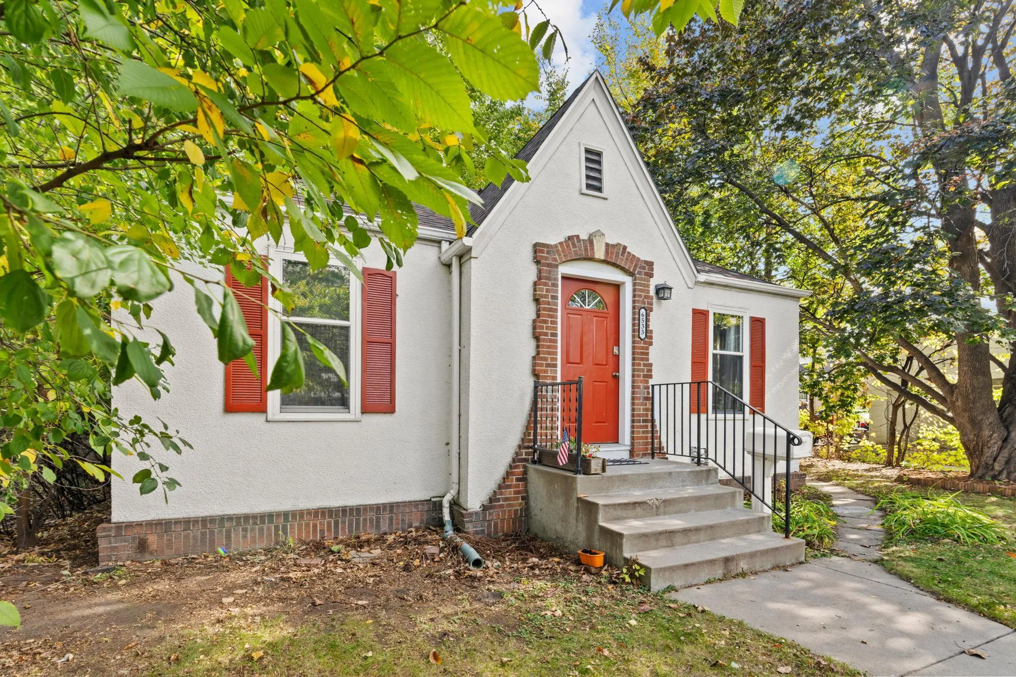 Photo 2 of 6533 Bloomington S Avenue
