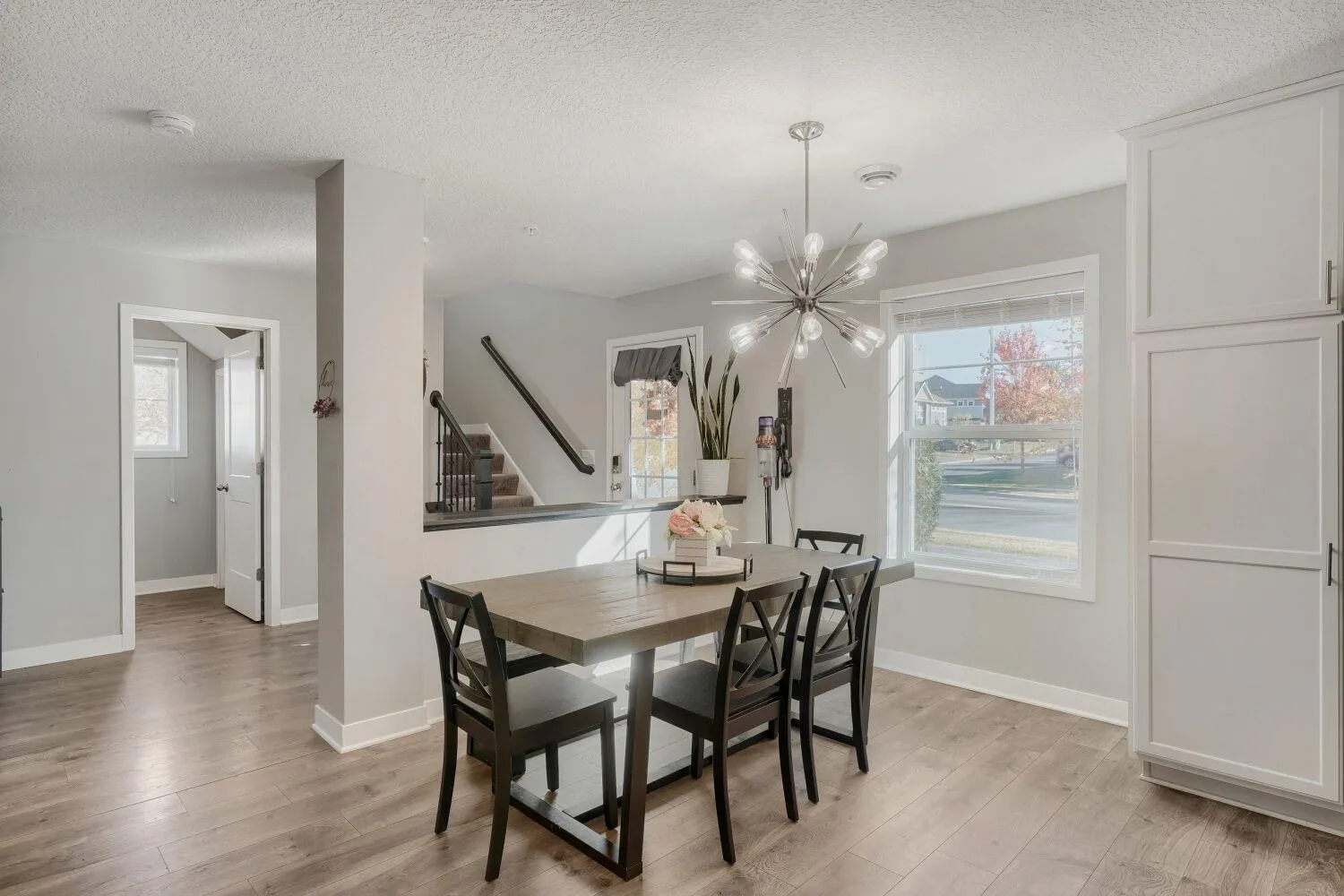 Photo 3 of 5851 Moonlight Ne Way
