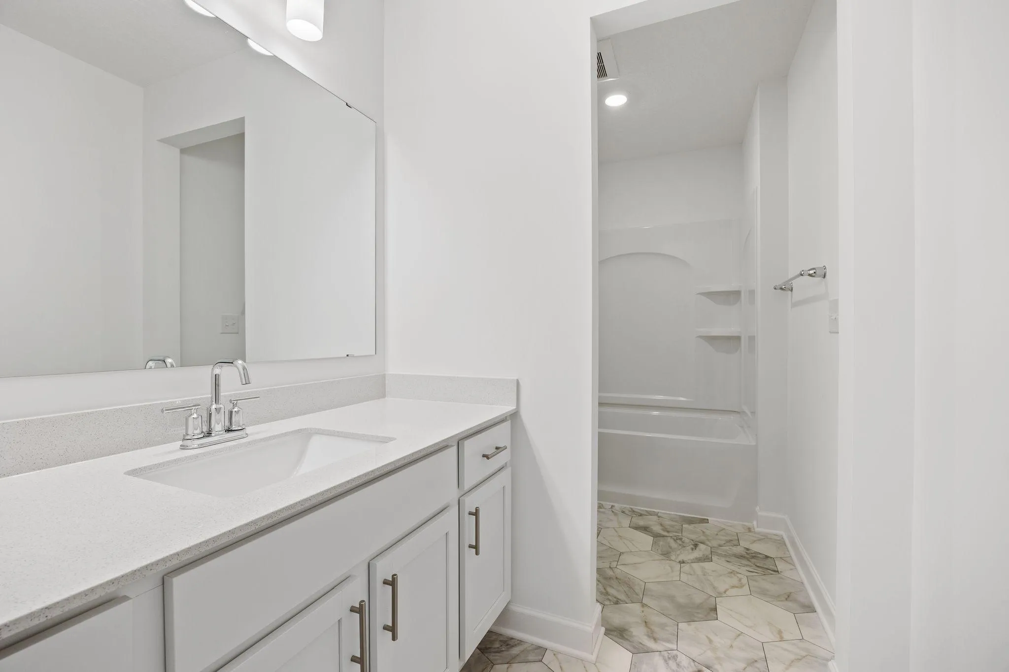 Photo 14 of 18372 Gladhurst Lane