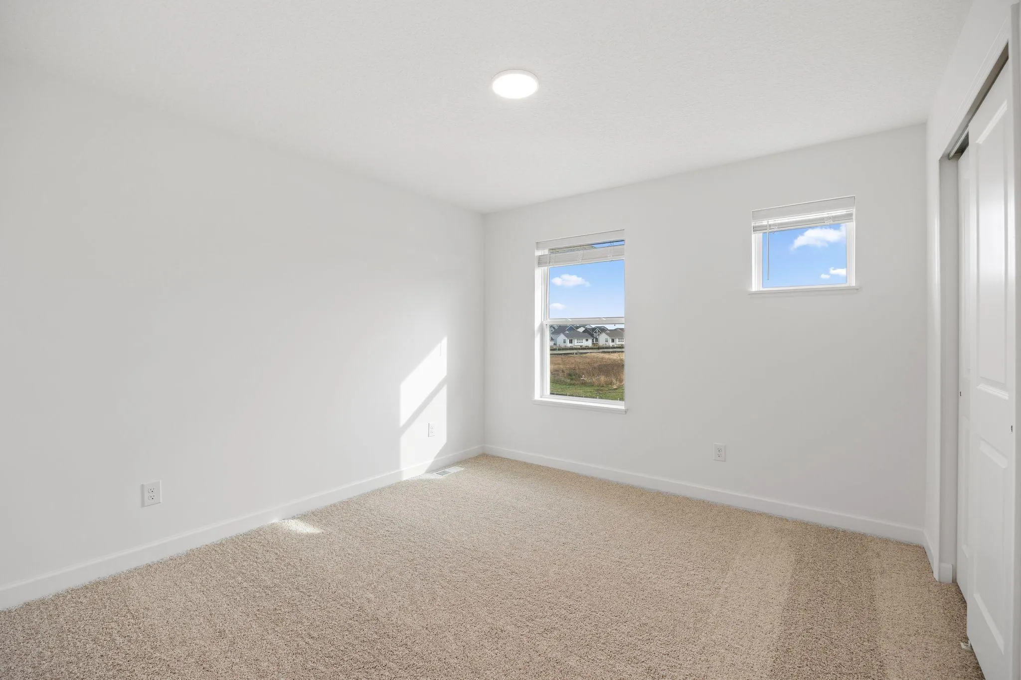Photo 11 of 18372 Gladhurst Lane