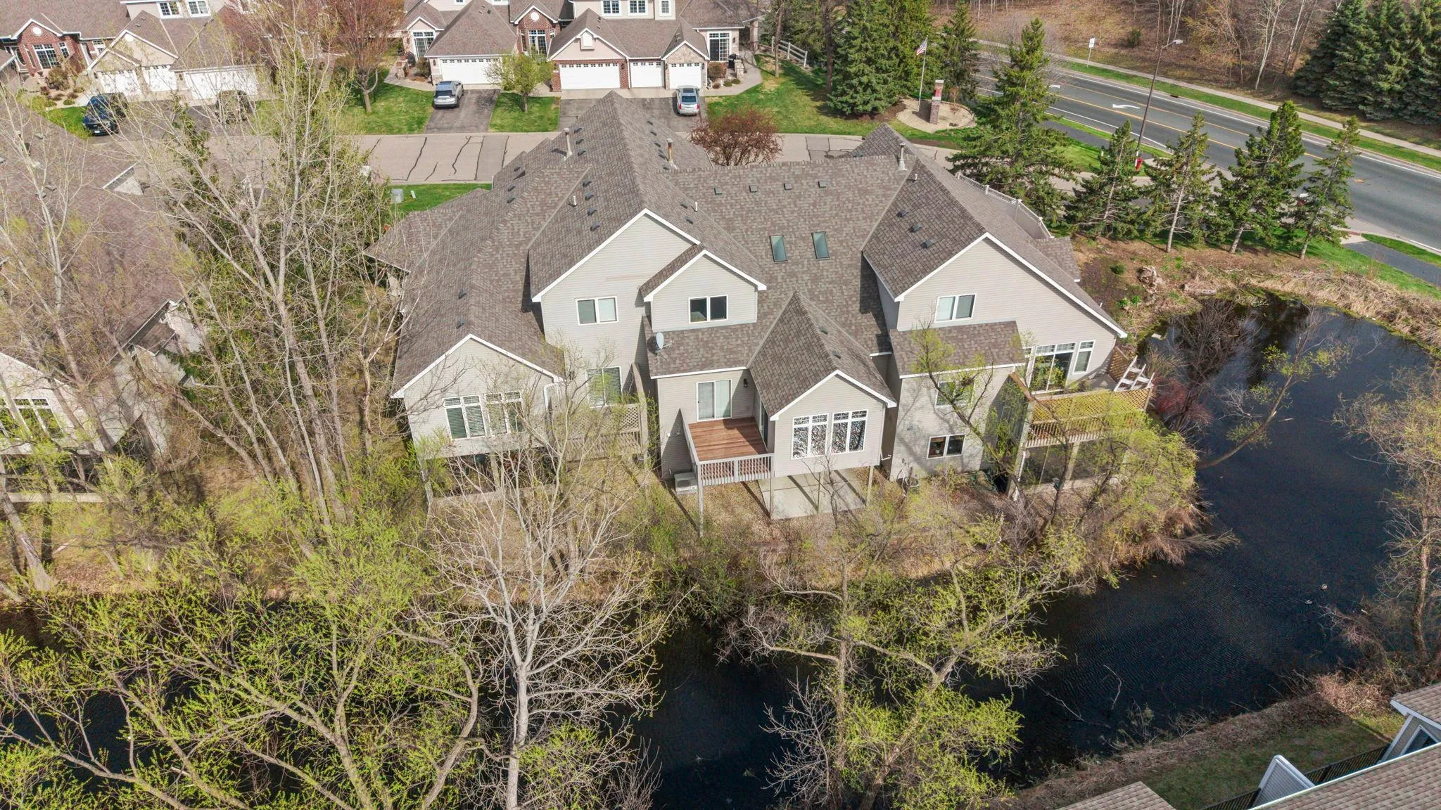 Photo 9 of 13956 Shoreside Court