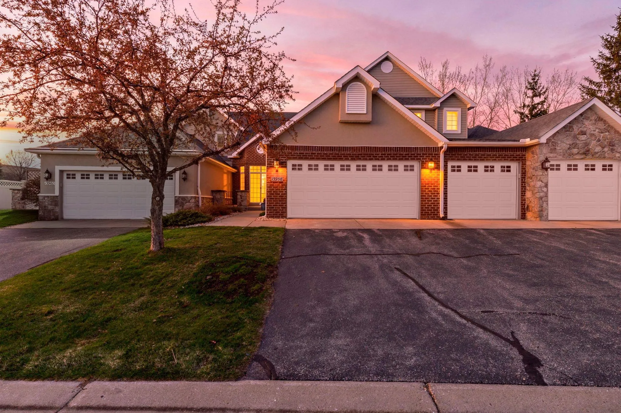 Photo 2 of 13956 Shoreside Court