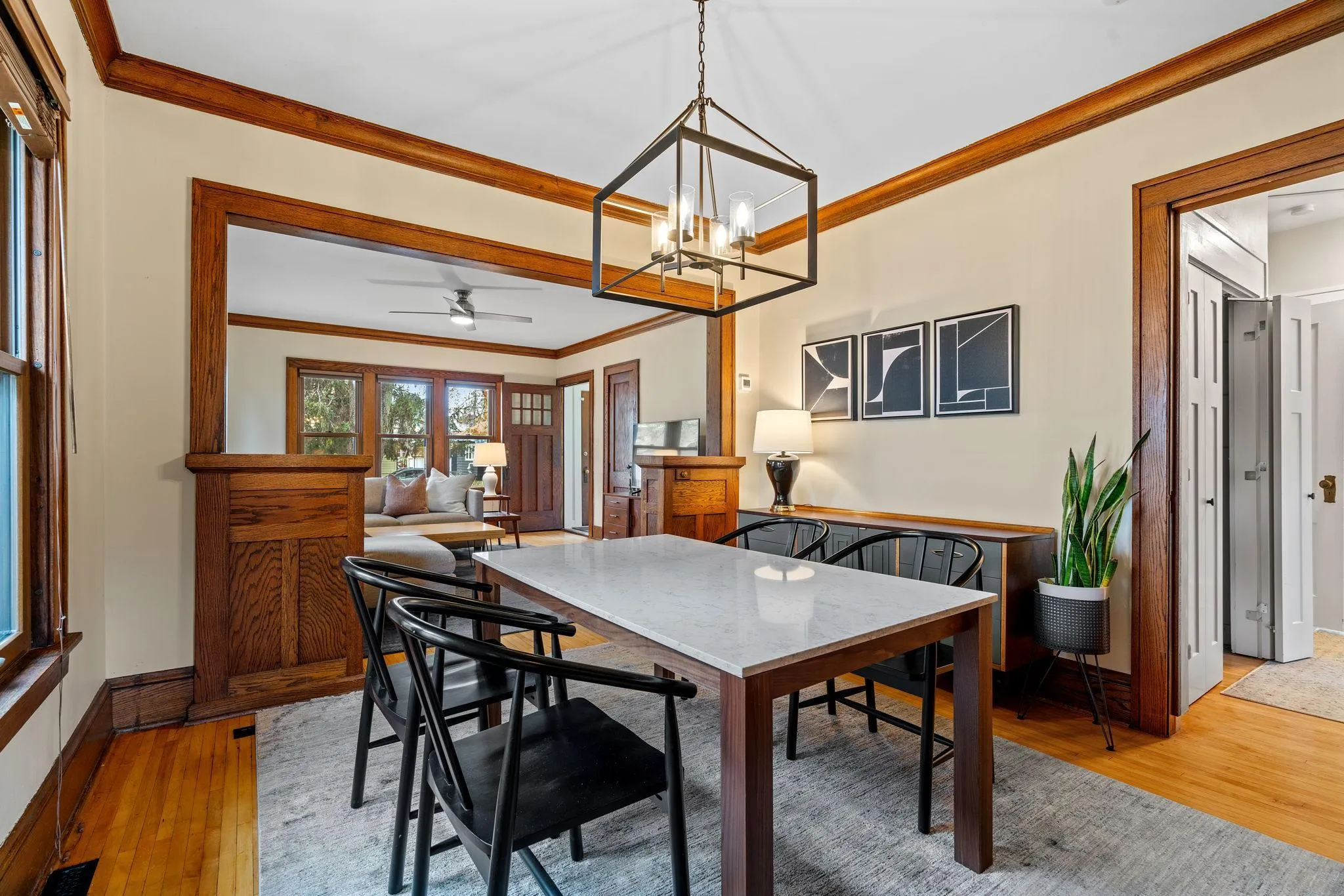 Photo 6 of 4715 Wentworth Avenue