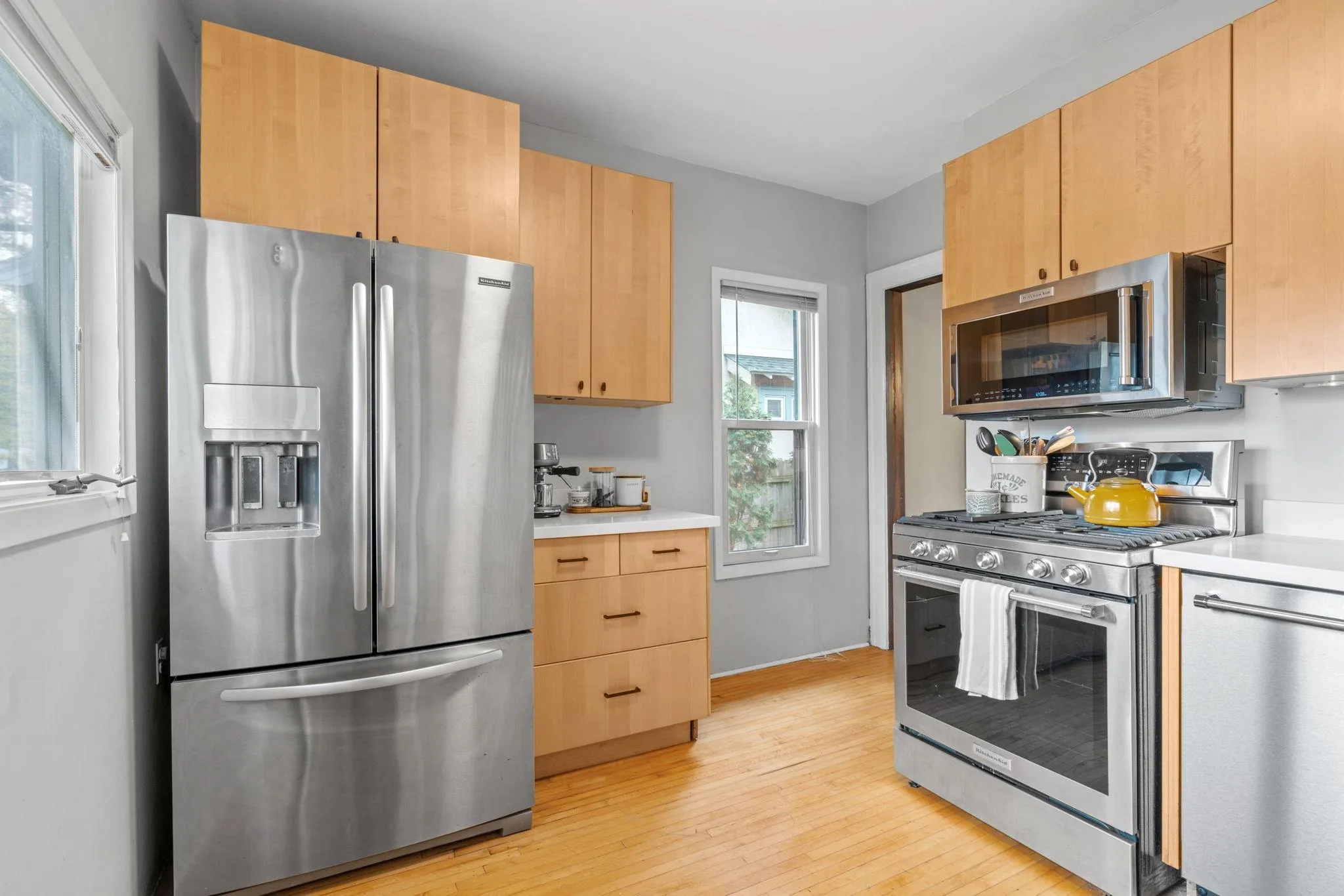 Photo 9 of 4715 Wentworth Avenue