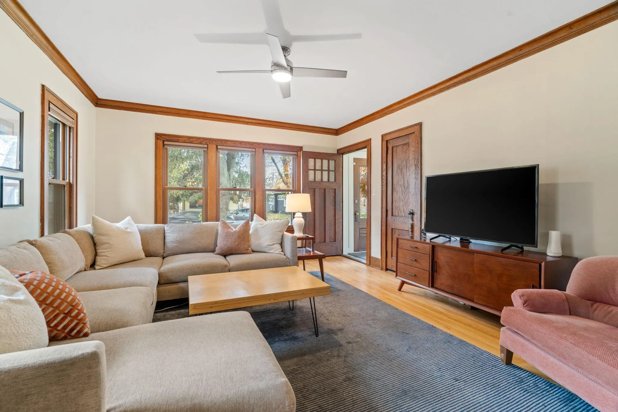 Photo 5 of 4715 Wentworth Avenue