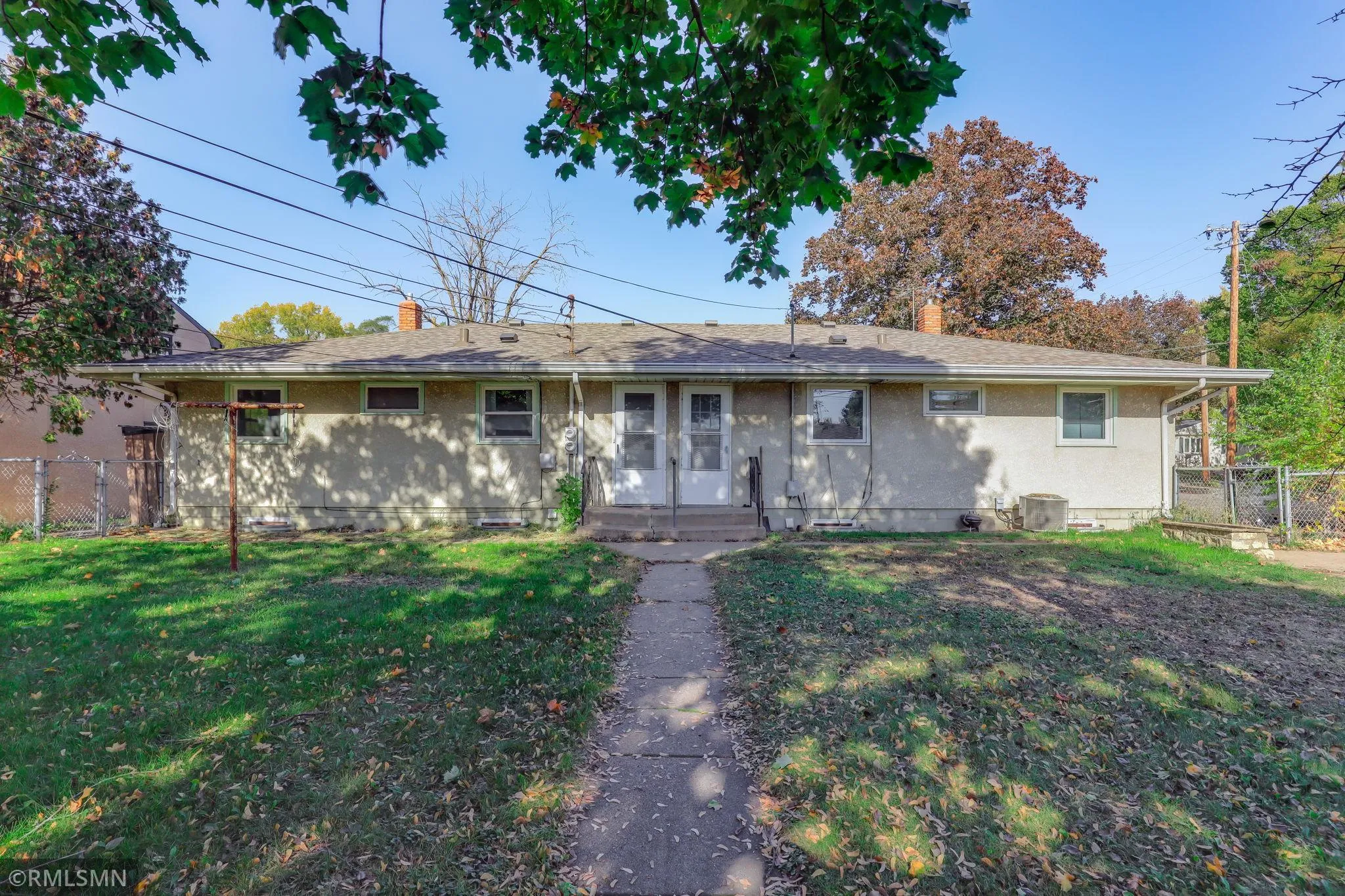 Photo 10 of 1530 Reaney Avenue