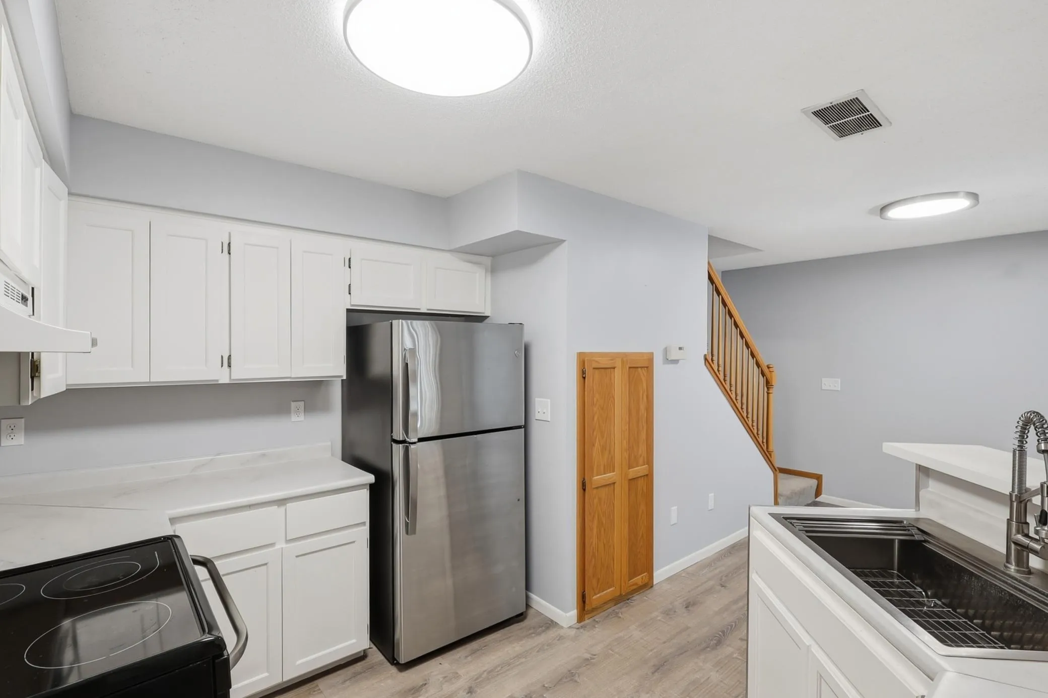 Photo 5 of 1505 Millpond Court
