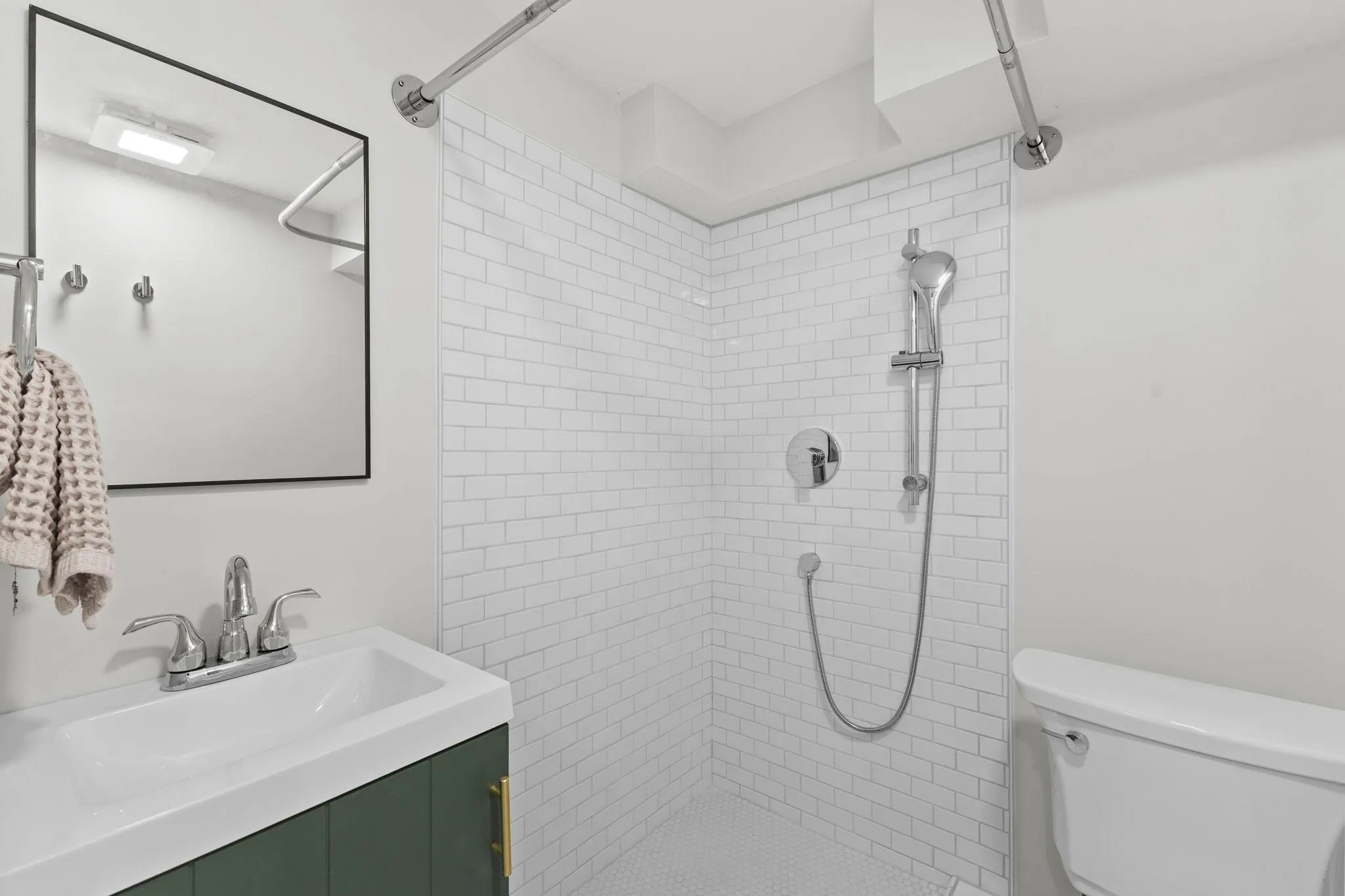 Photo 32 of 2334 Doswell Avenue