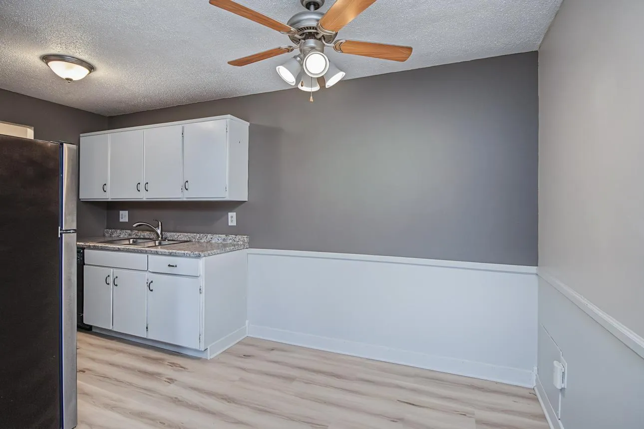 Photo 6 of 3461 Kent Street Unit 1207