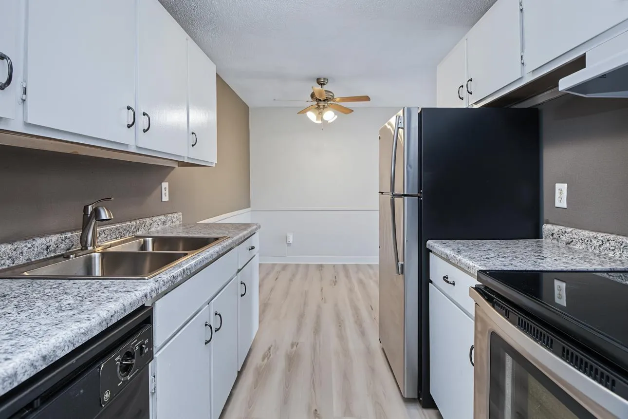 Photo 11 of 3461 Kent Street Unit 1207