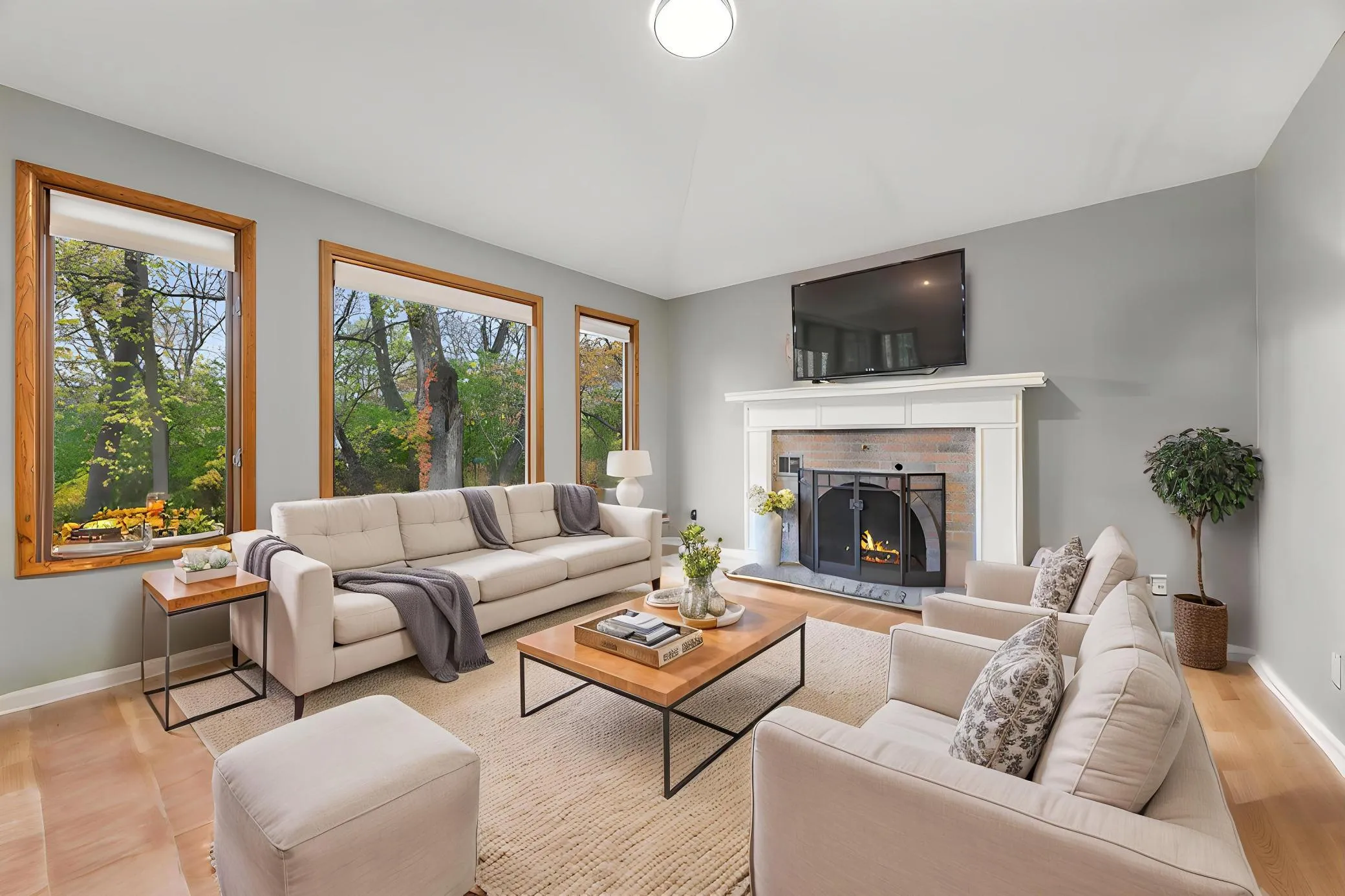 Photo 9 of 14886 Tealwood Court