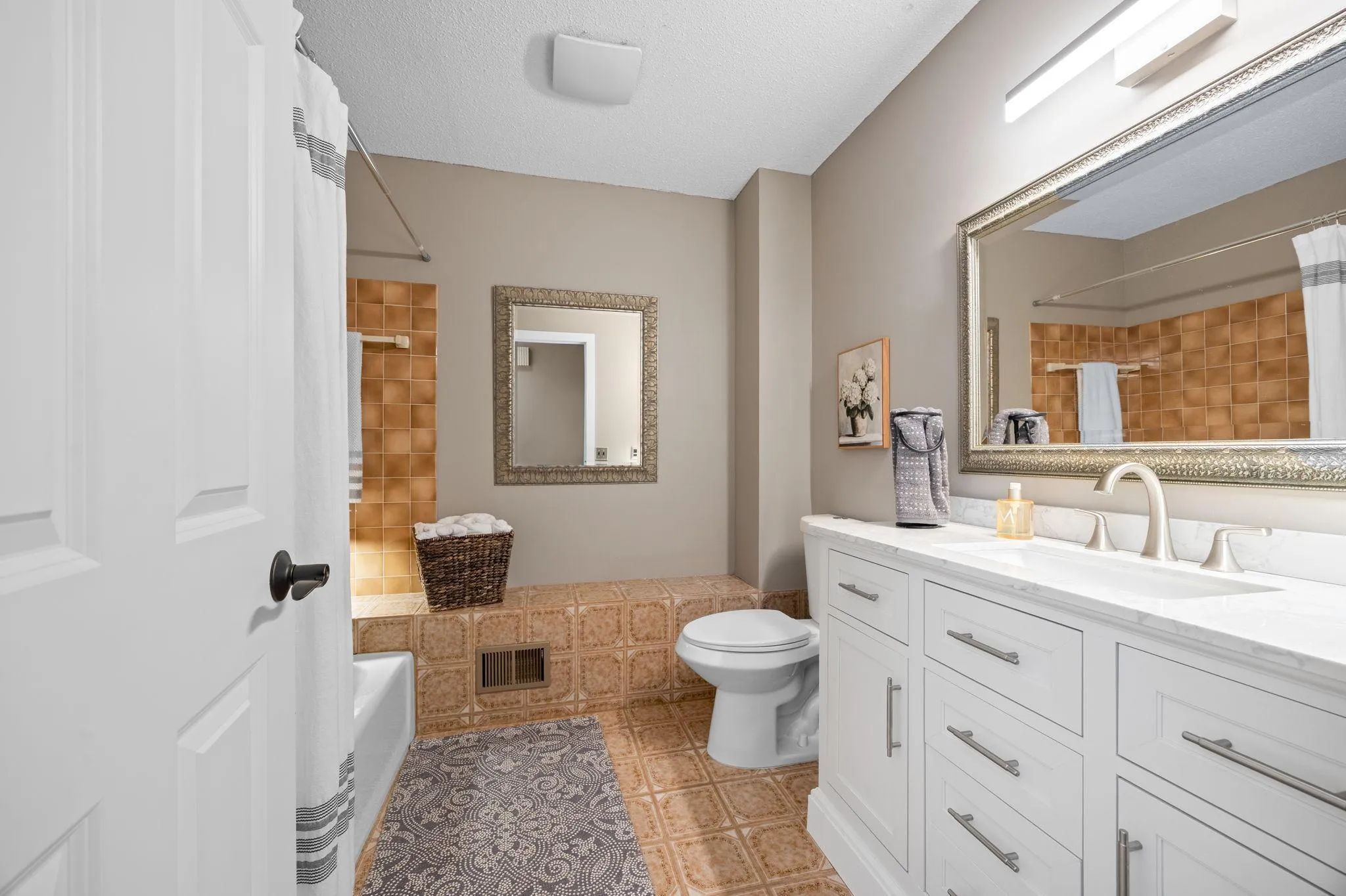 Photo 23 of 14886 Tealwood Court
