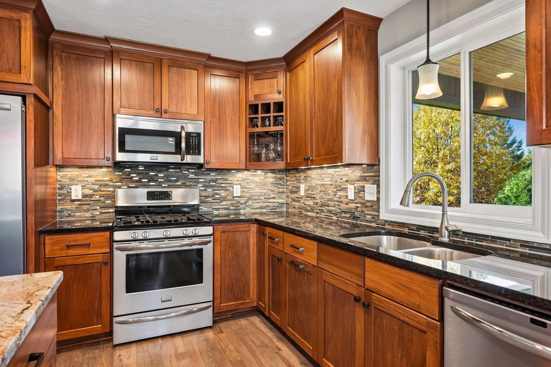 Photo 6 of 3635 Edgerton Street