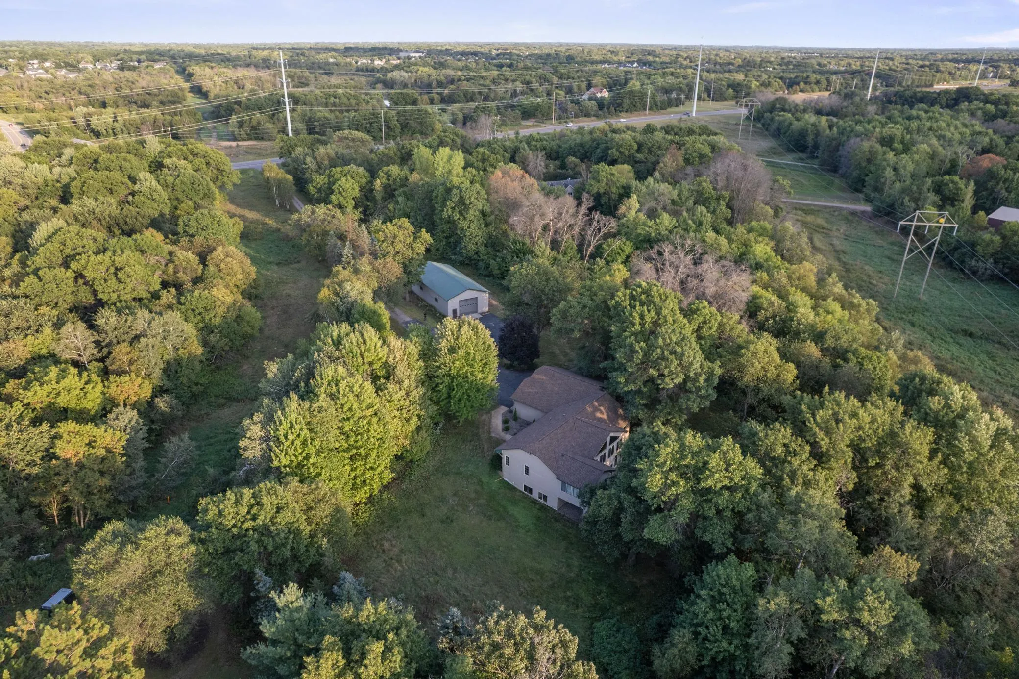Photo 3 of 16682 Hanson Nw Boulevard