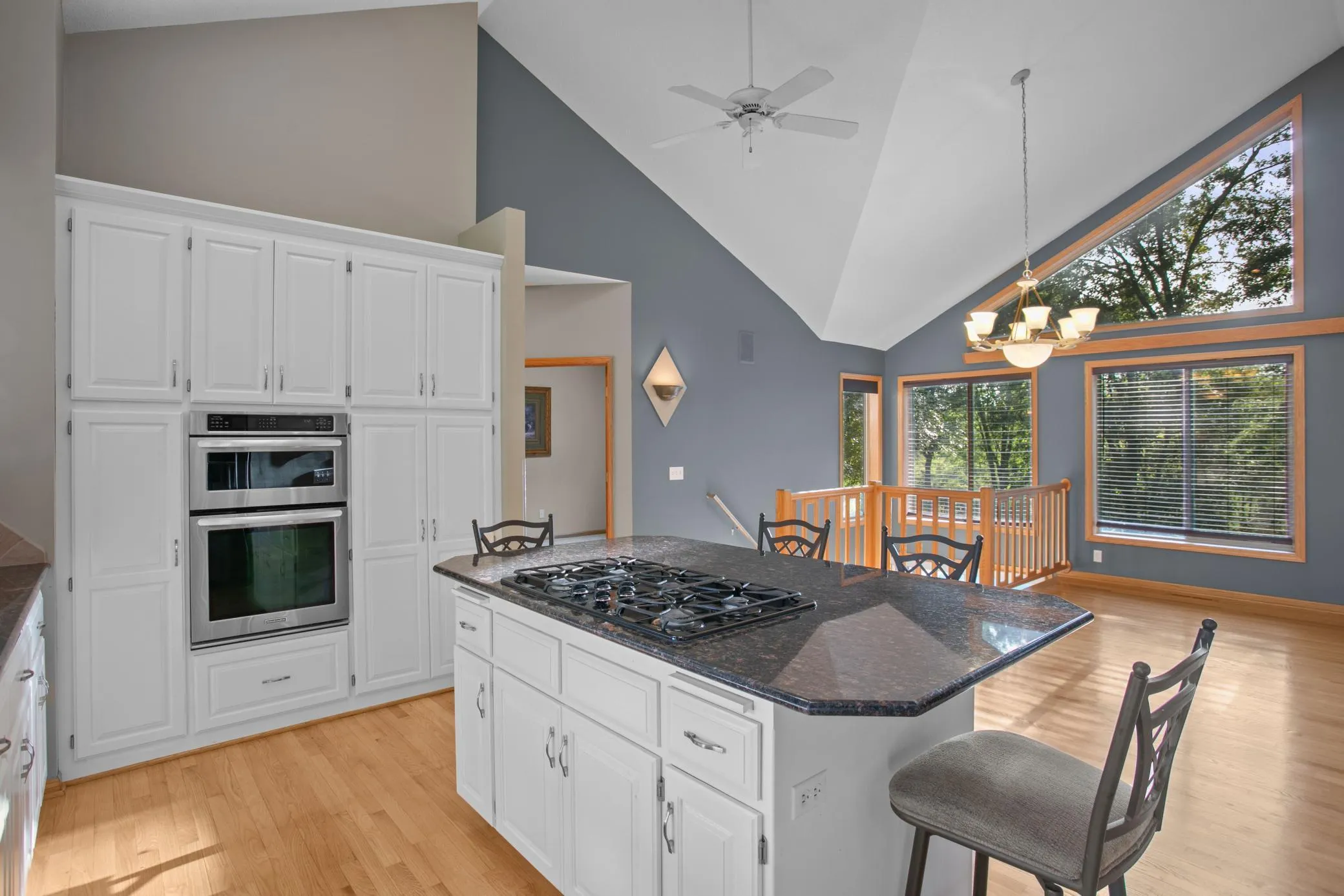 Photo 17 of 16682 Hanson Nw Boulevard