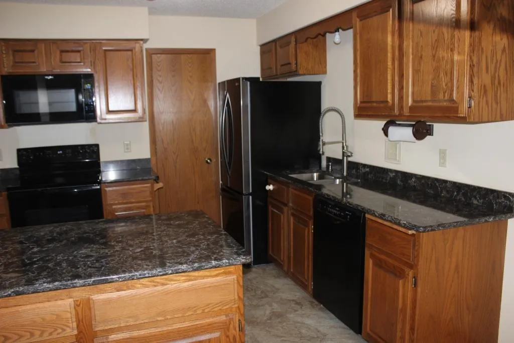 Photo 3 of 1913 Fox Ridge Drive Unit B