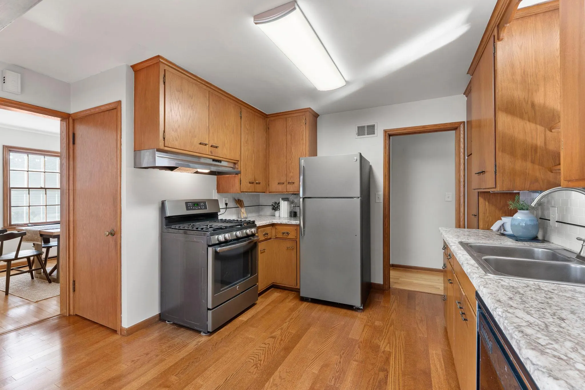 Photo 5 of 7109 Morgan S Avenue