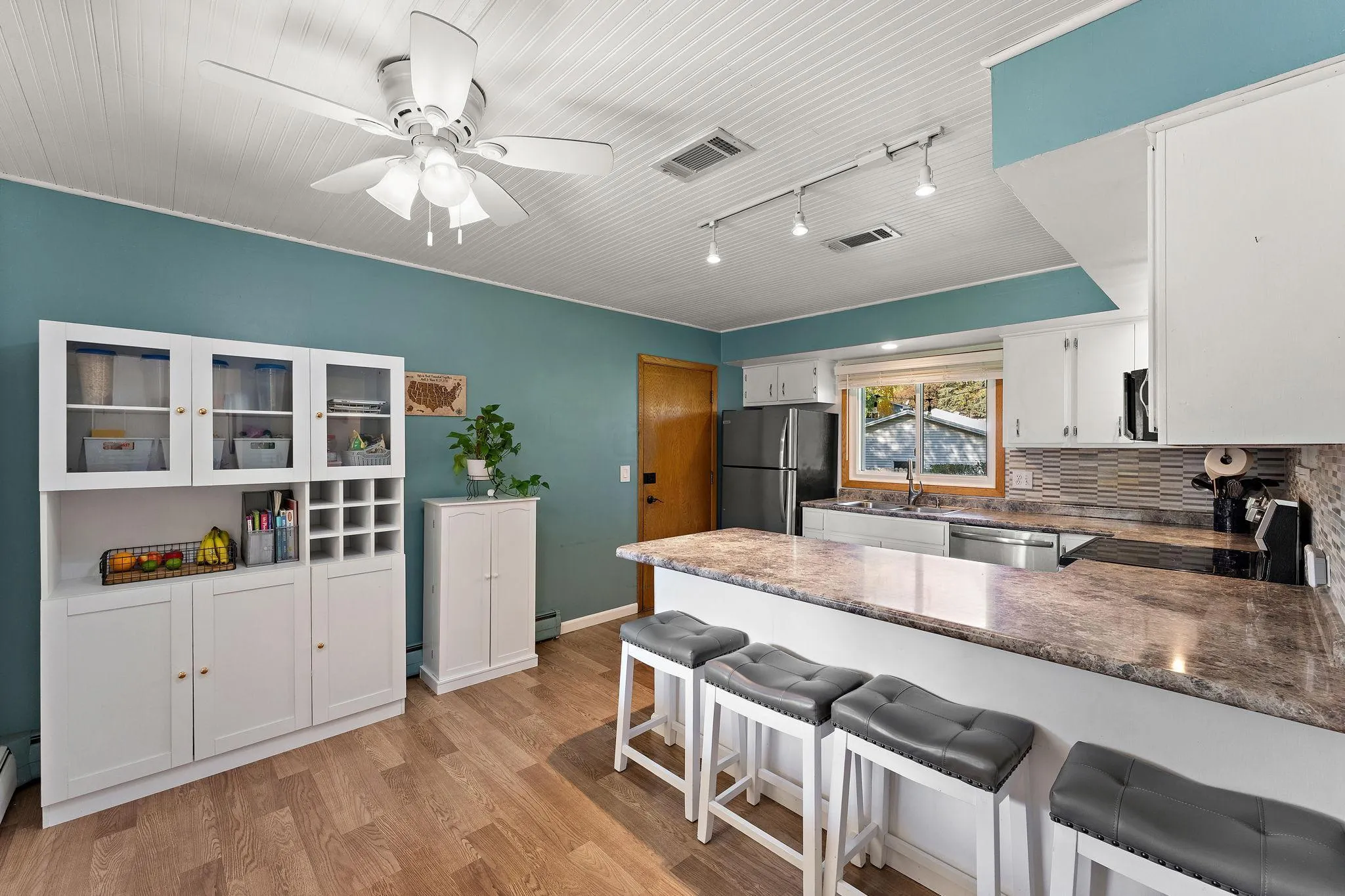 Photo 18 of 11209 Carver Court