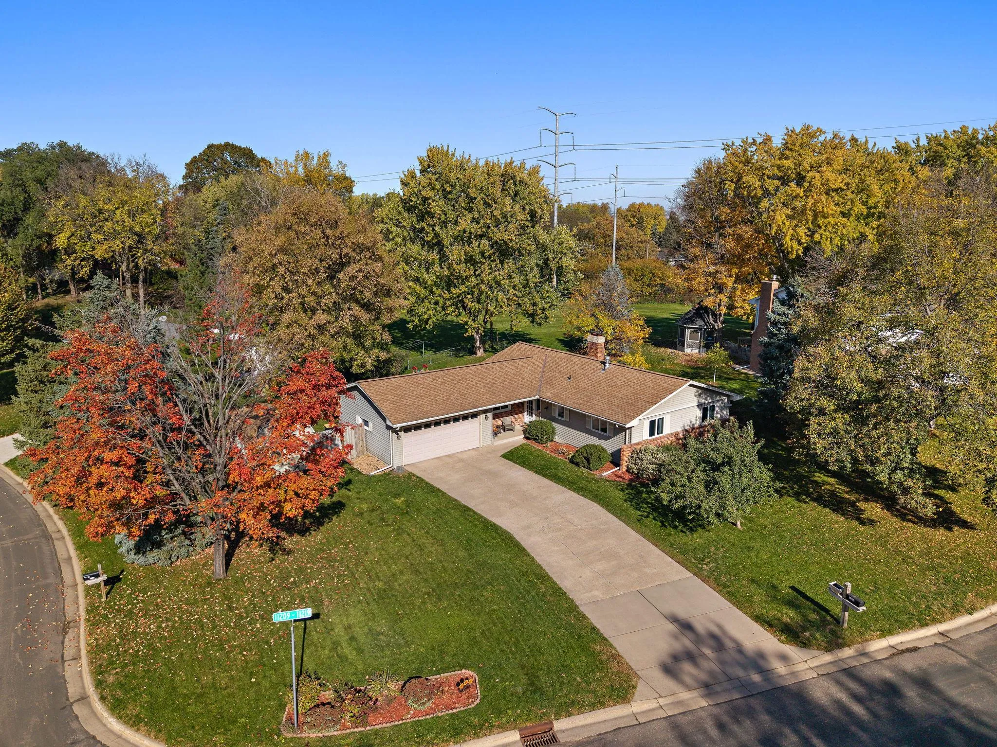 Photo 6 of 11209 Carver Court