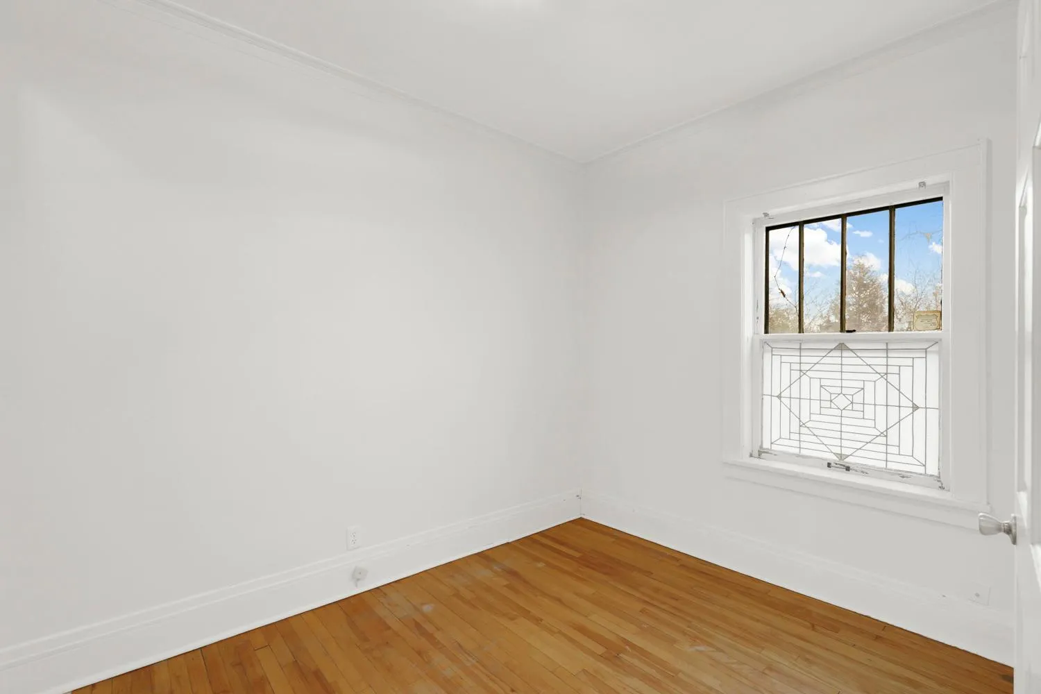 Photo 4 of 220 Marshall Avenue Unit 3