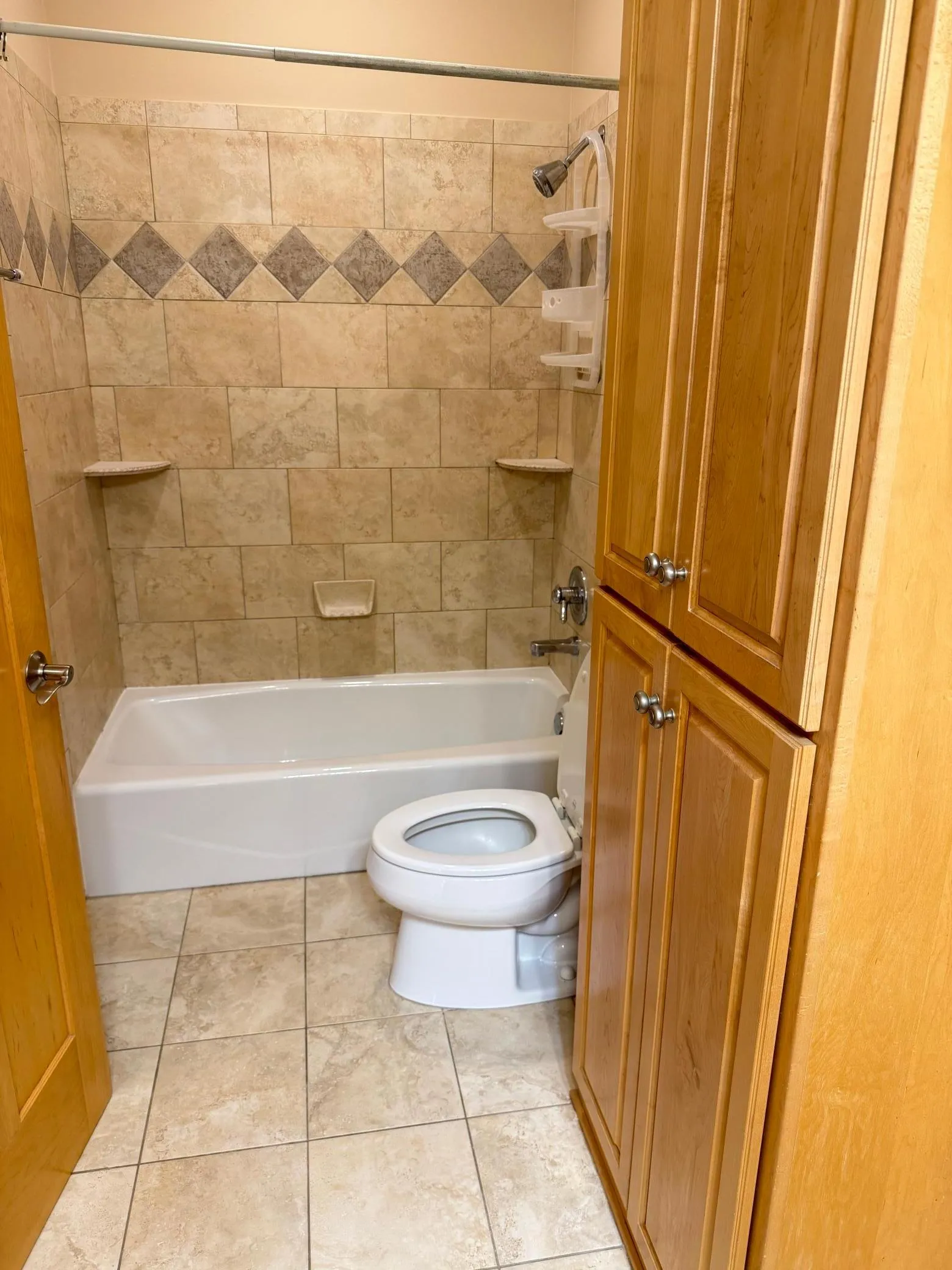 Photo 11 of 2700 105th Ne Avenue
