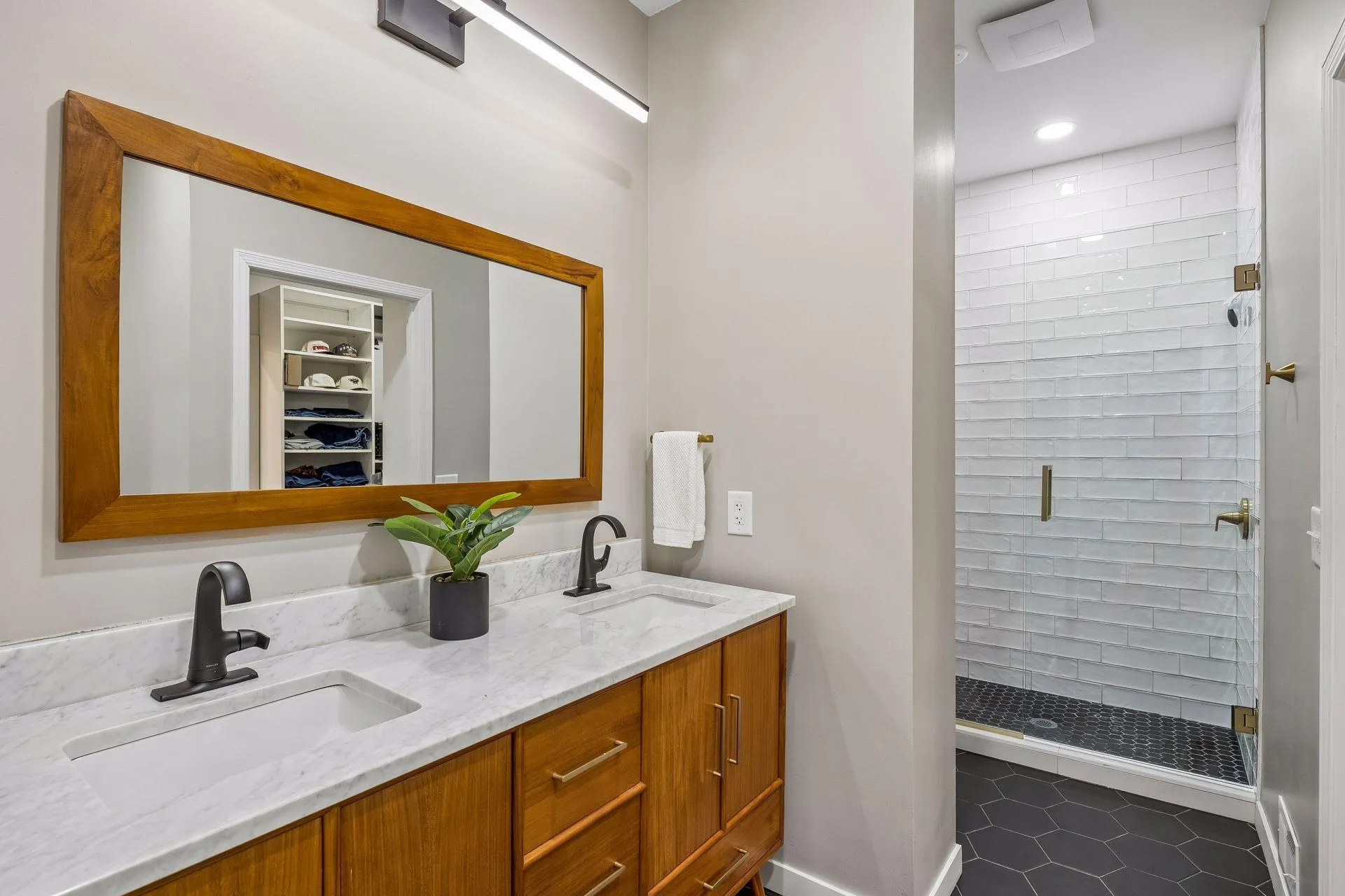 Photo 41 of 3806 W 32nd Street