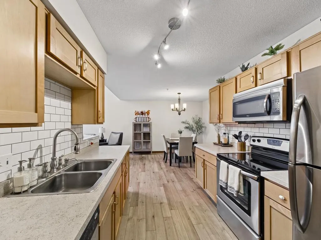 Photo 11 of 14761 Peridot Nw Street