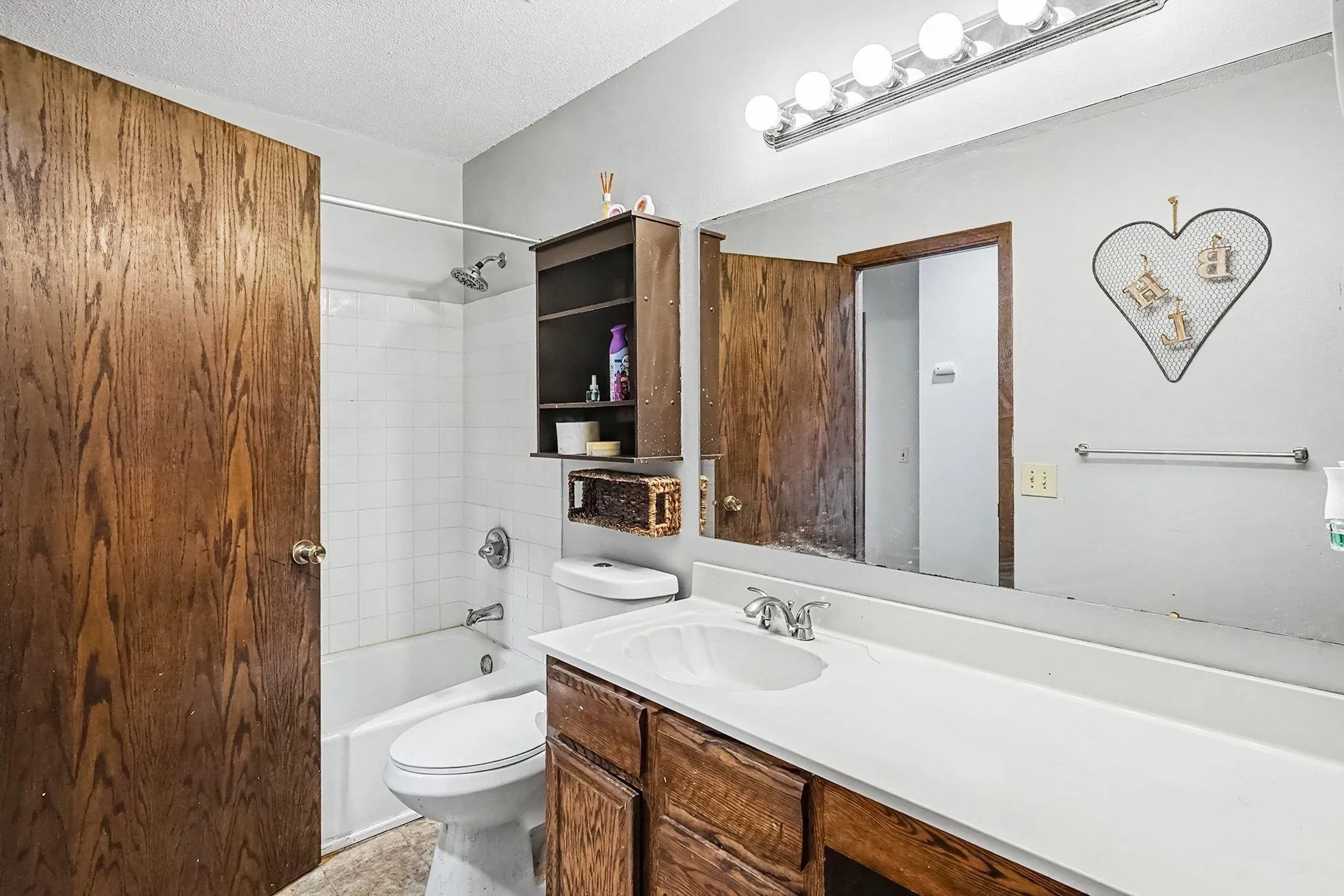 Photo 16 of 612 E 143rd Street