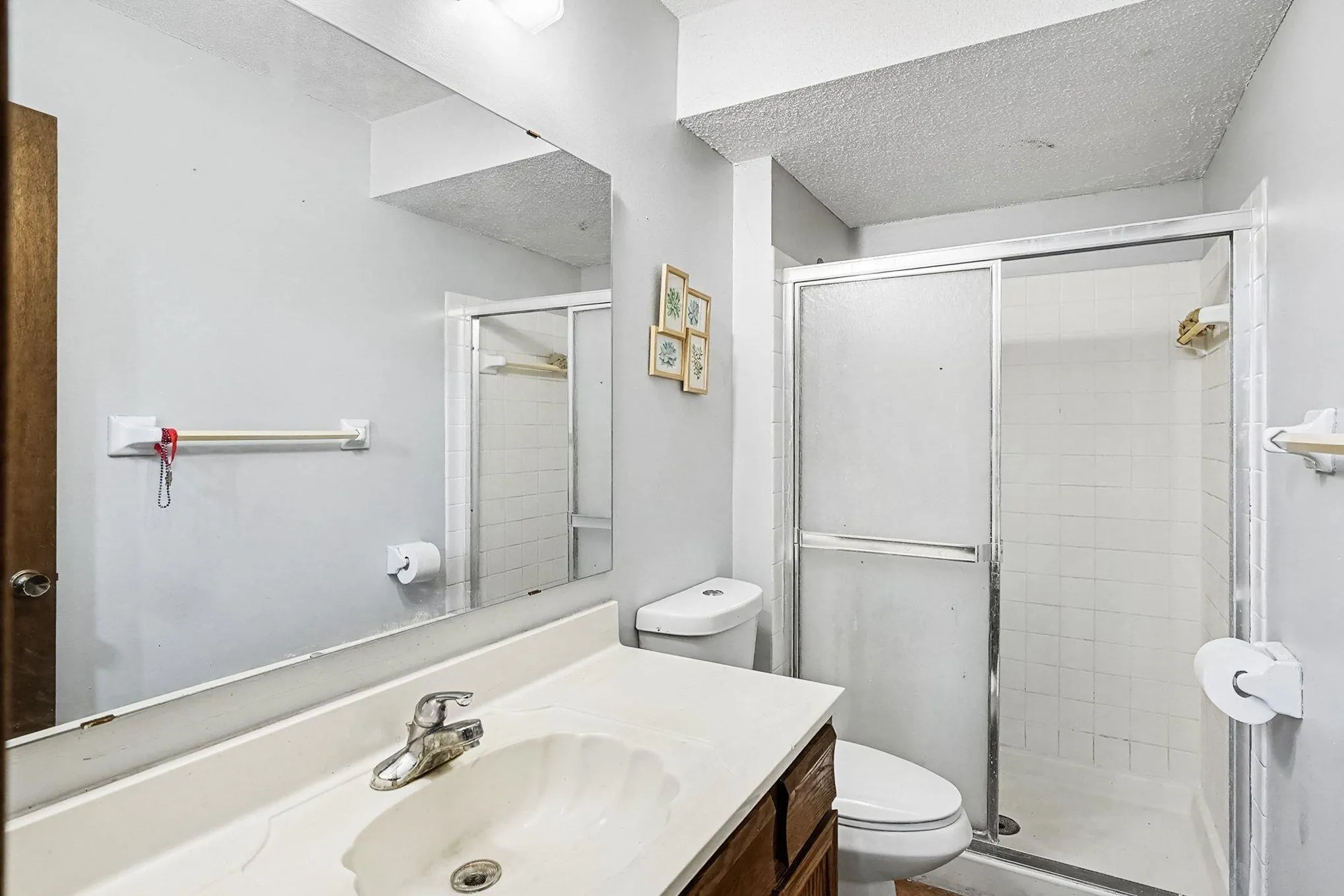 Photo 19 of 612 E 143rd Street