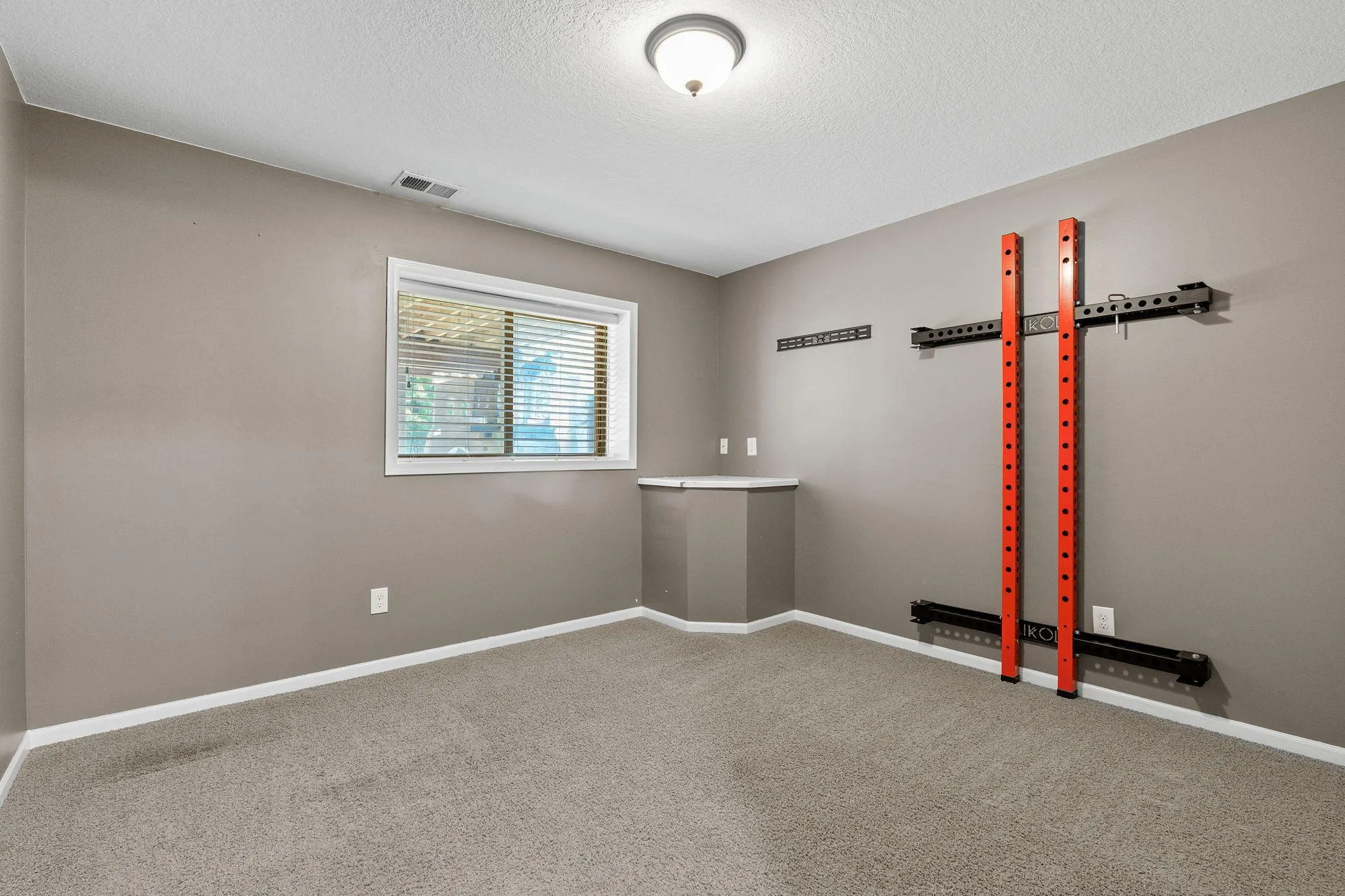 Photo 30 of 16296 Fallbrook Drive