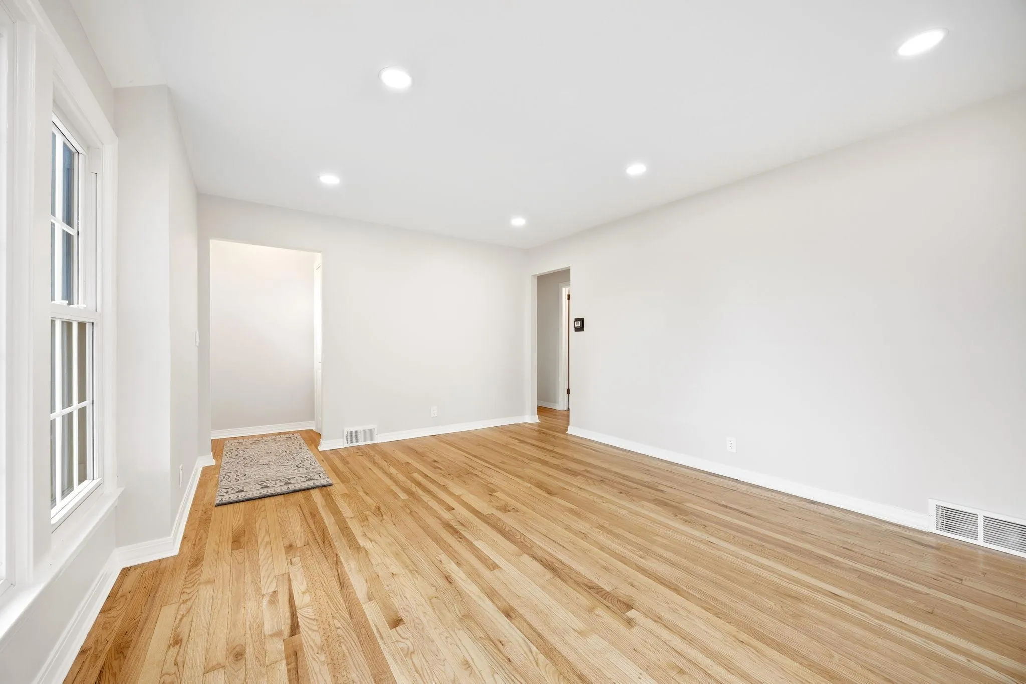 Photo 5 of 2951 Independence S Avenue