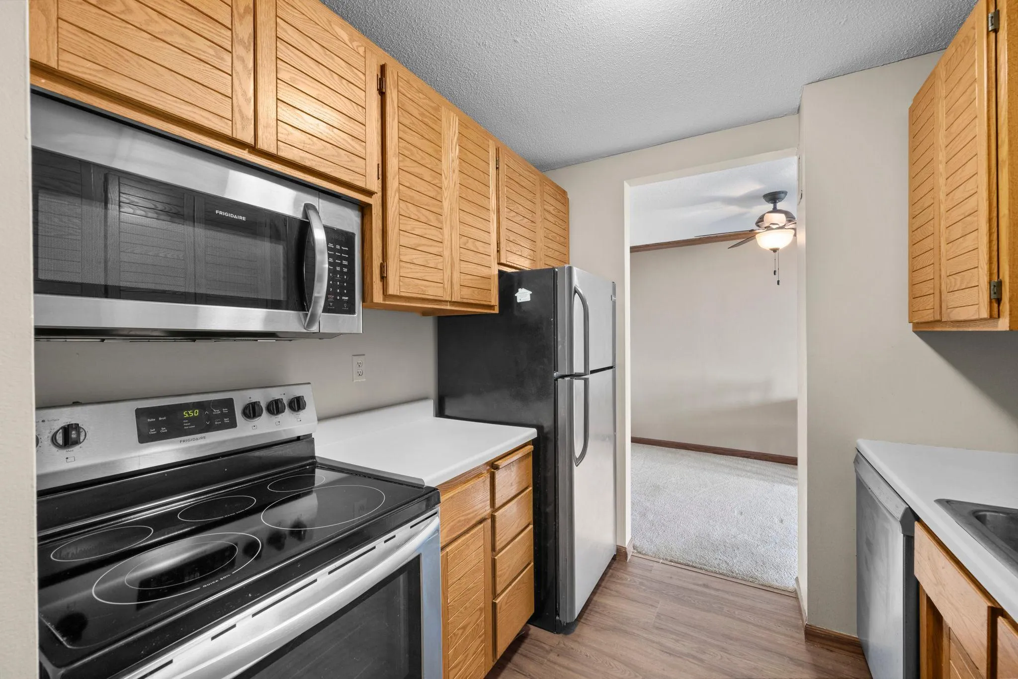 Photo 18 of 1181 Edgcumbe Road Unit 1712