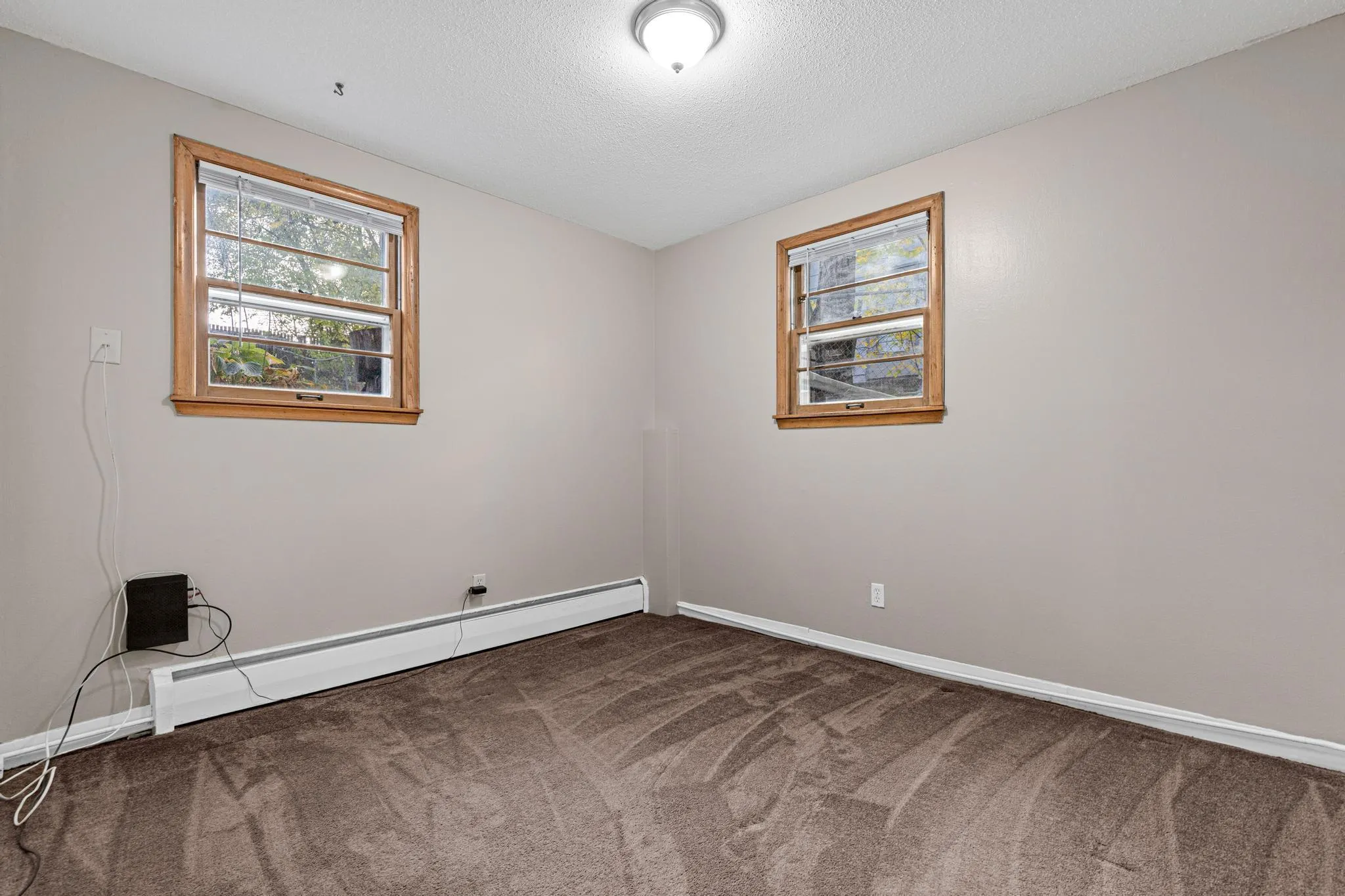 Photo 12 of 5361 6th Ne Street