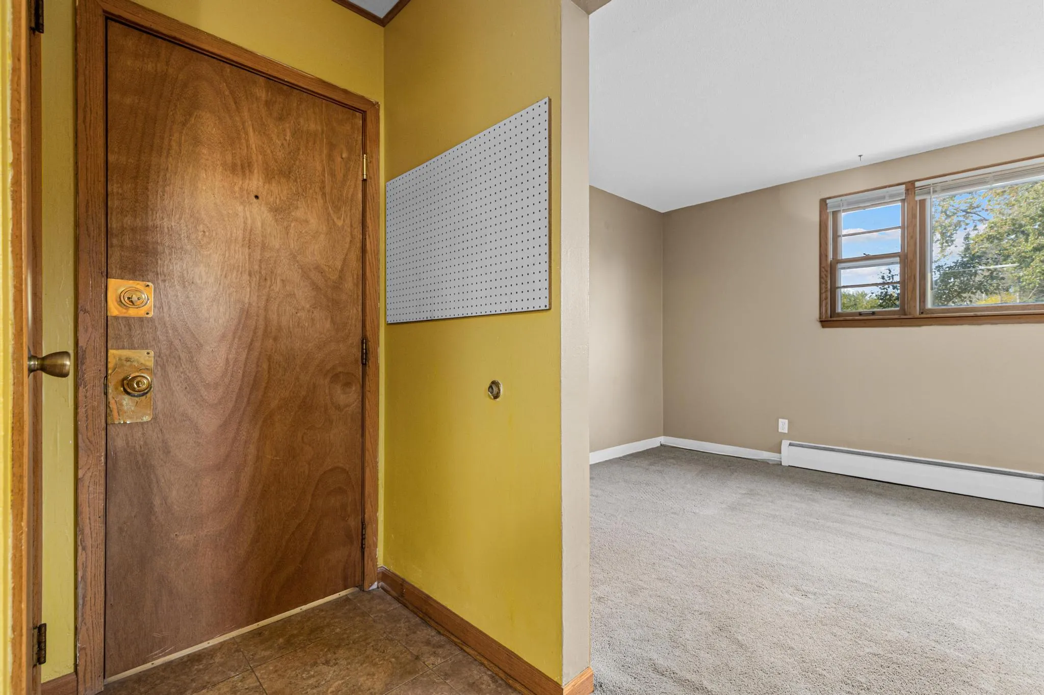 Photo 5 of 5361 6th Ne Street