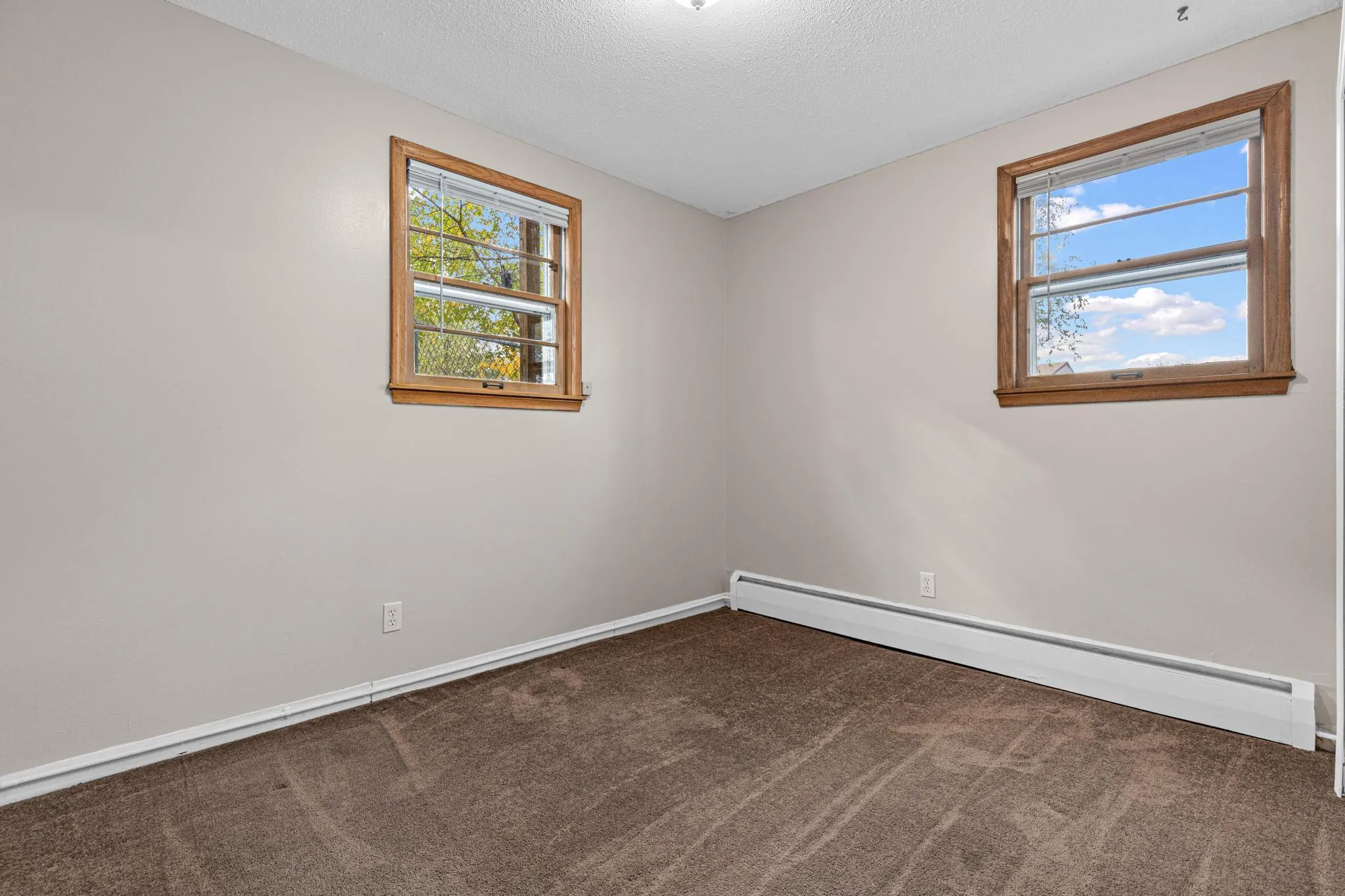 Photo 10 of 5361 6th Ne Street